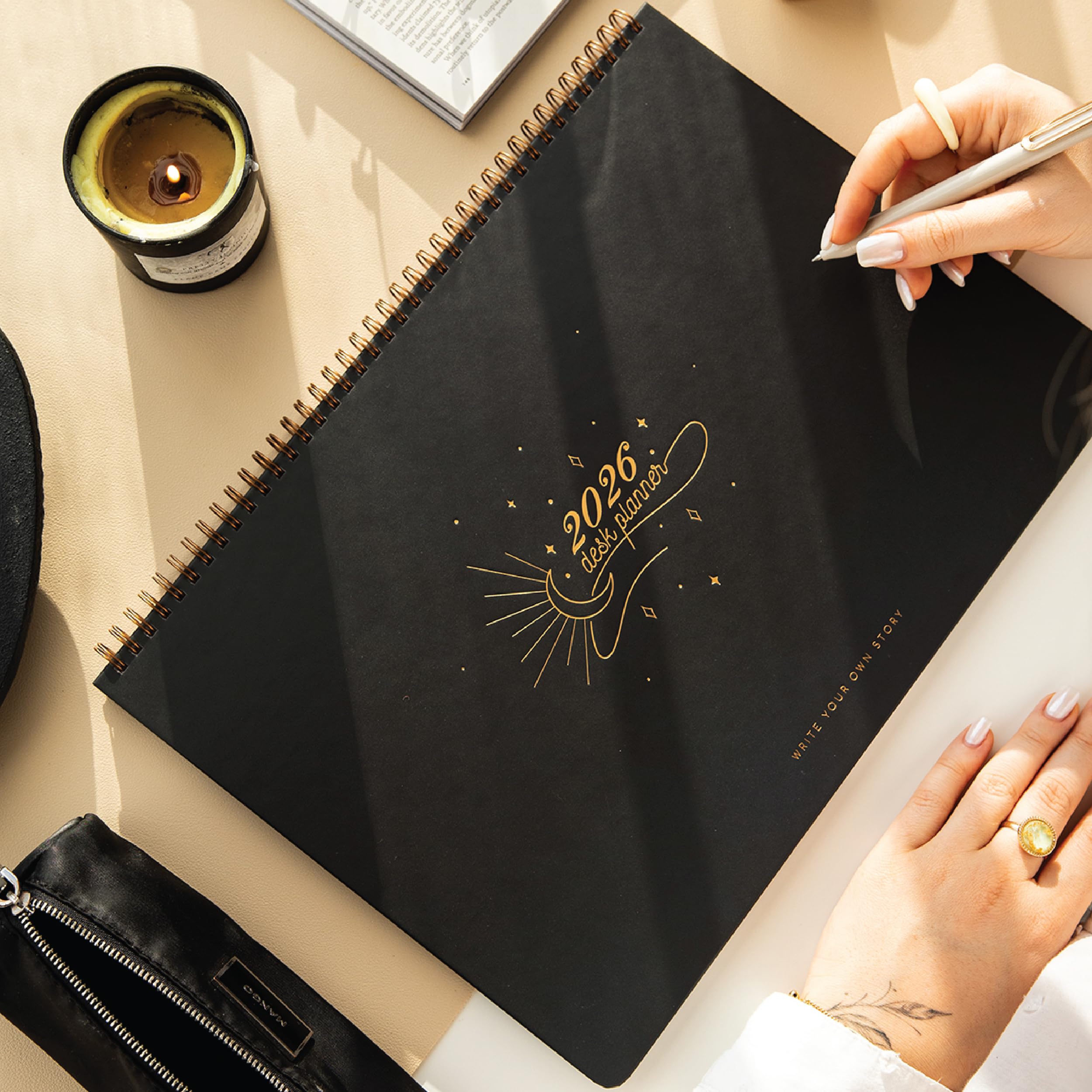 2026 Haftalık Spiralli Masaüstü Planlayıcı 24x34 cm - Desk Planner Siyah
