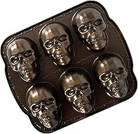 Vista 1 de Nordic Ware Utensilios para hornear de Halloween, molde para torta de calavera embrujada, bronce