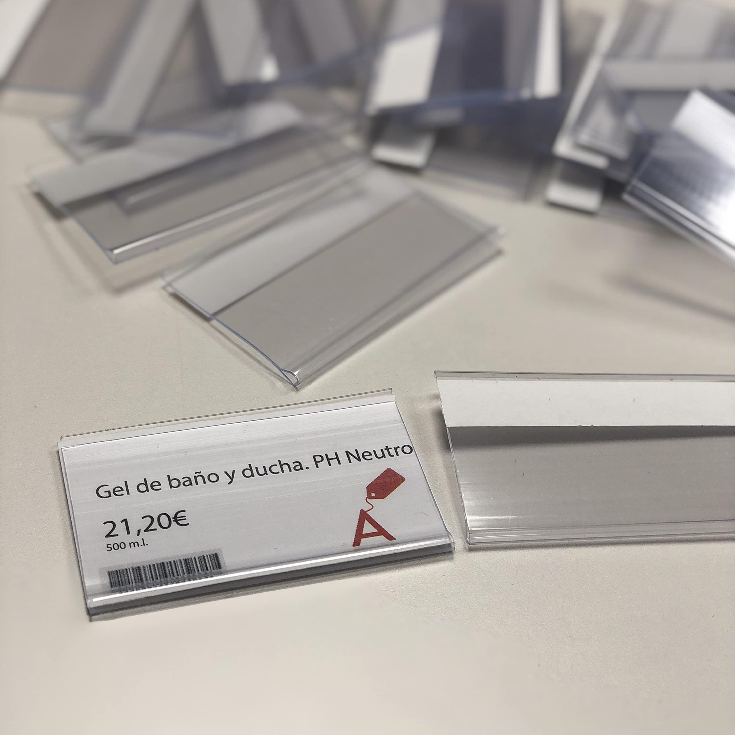 100 Unidades de Porta Etiquetas Transparentes Autoadhesivas de 39mm de Alto 70mm de Largo. Portaprecios Adhesivos Individuales de 70mm, Porta precios Tienda, Portaprecios Estanteria