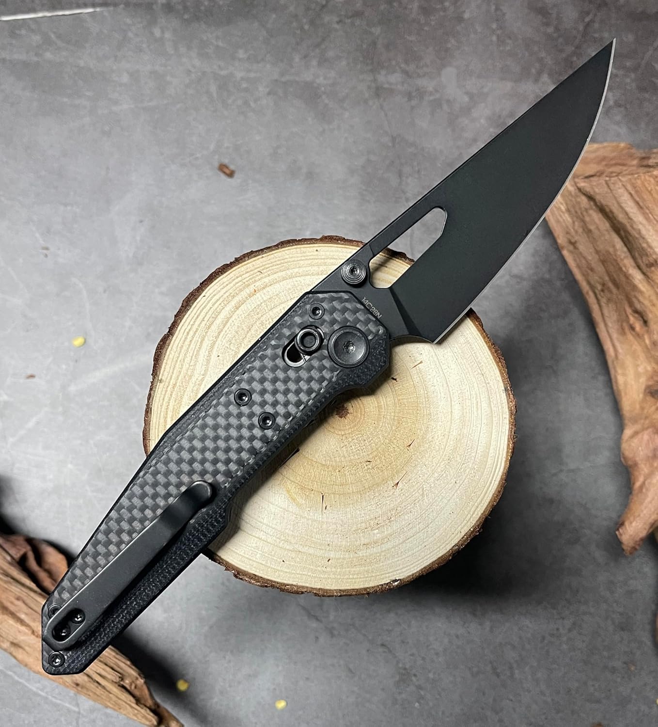 Carbon-Fiber-G10 Pocket Knife 3.6" with Swedish 14C28N steel, designed by NOC Knives, Axis-lock folding knife for cutting purpose