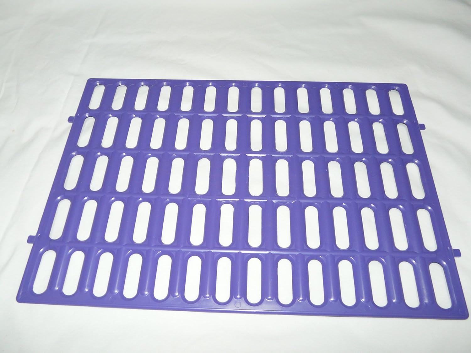 Eden Farms Mat for Rabbit cage, Plastic. Make a Wire-Floored cage Comfortable. (Purple)