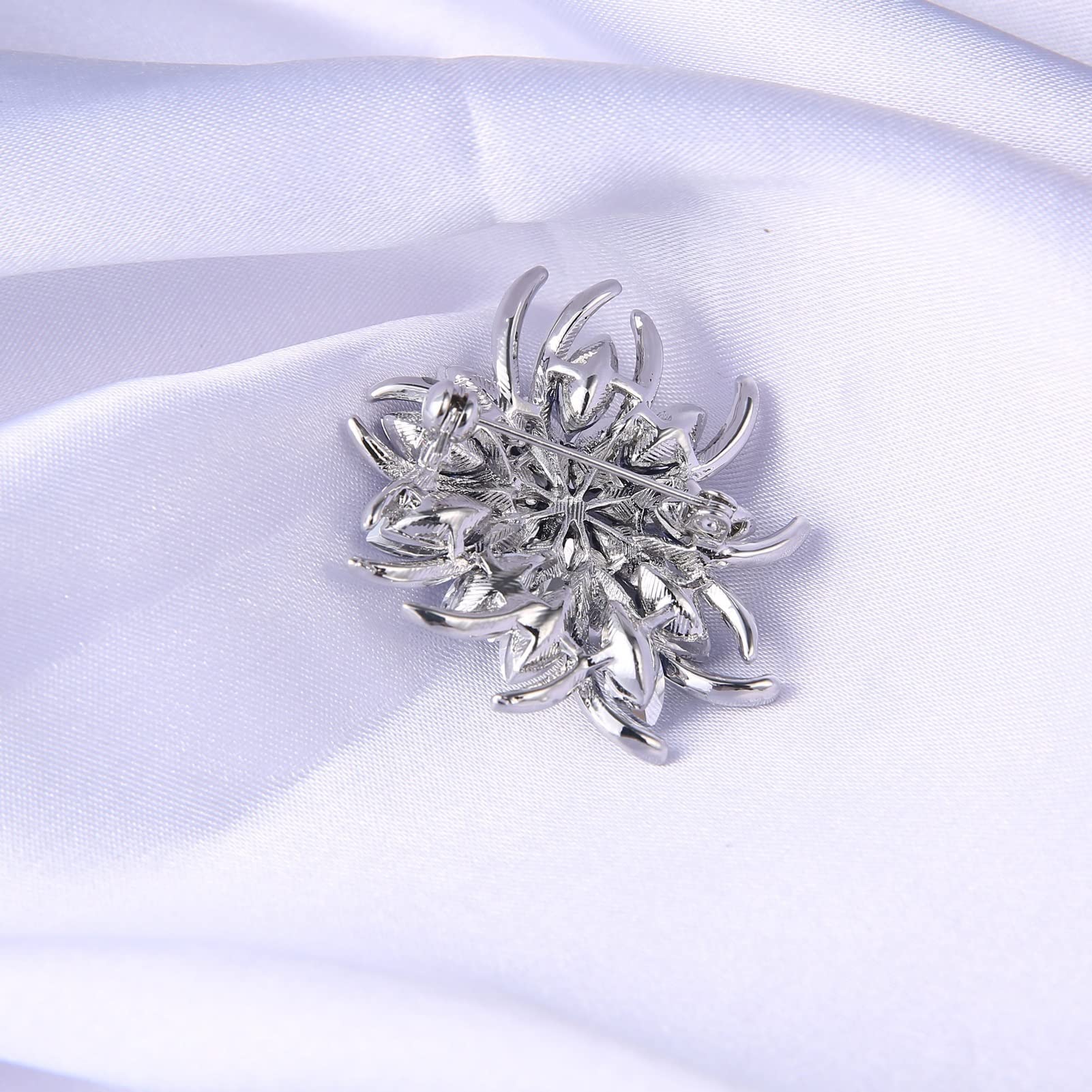 Brooch Pin for Women Crystal Brooch Pins for Women Blue Flower Broches Plant Elegant Badge Jewelry Wedding Party Brooch Winter Accessories Brooch