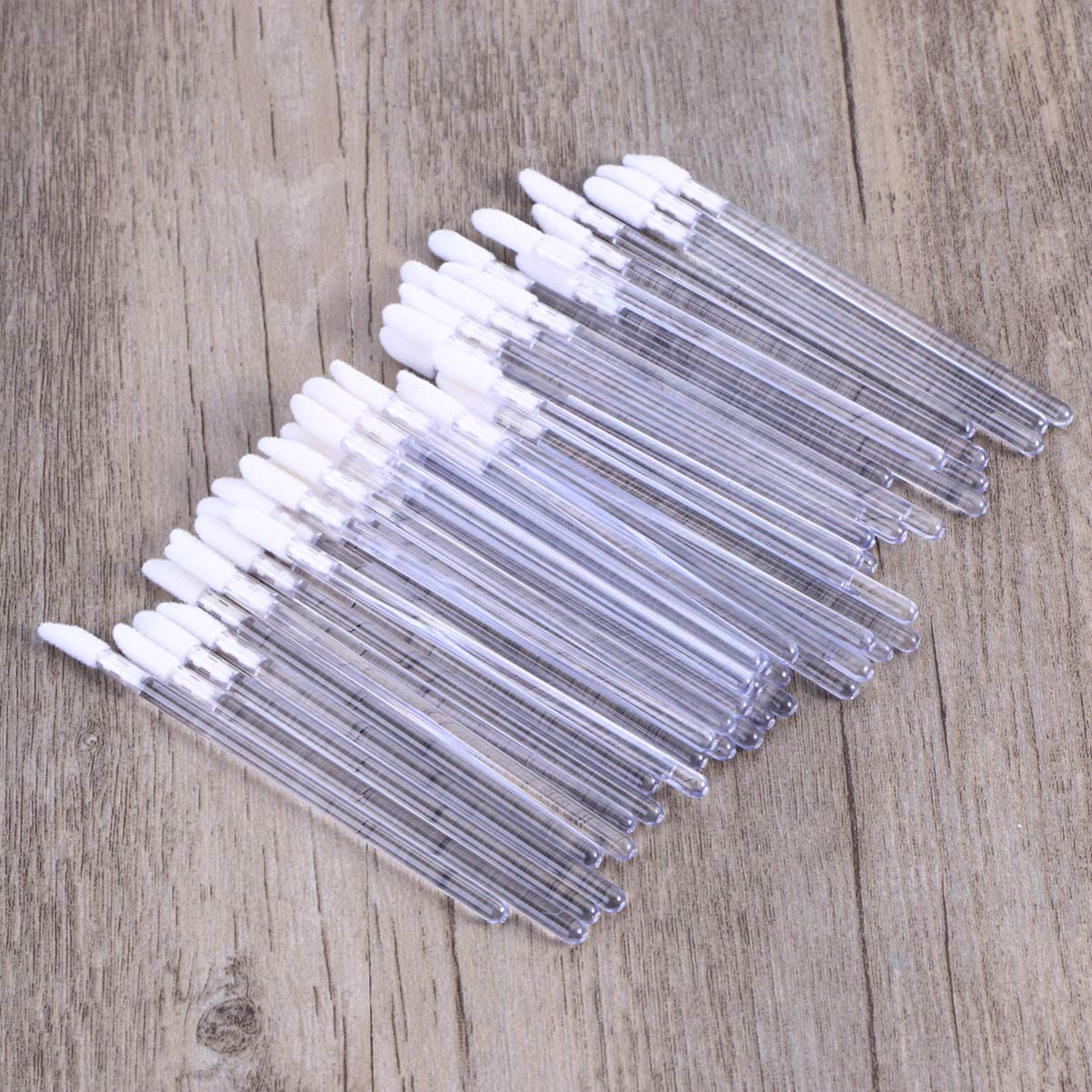 IWOWHERO 200pcs Disposable Lip Brush Stick Exfoliating Lip Applicator Reusable Makeup Tool Kit