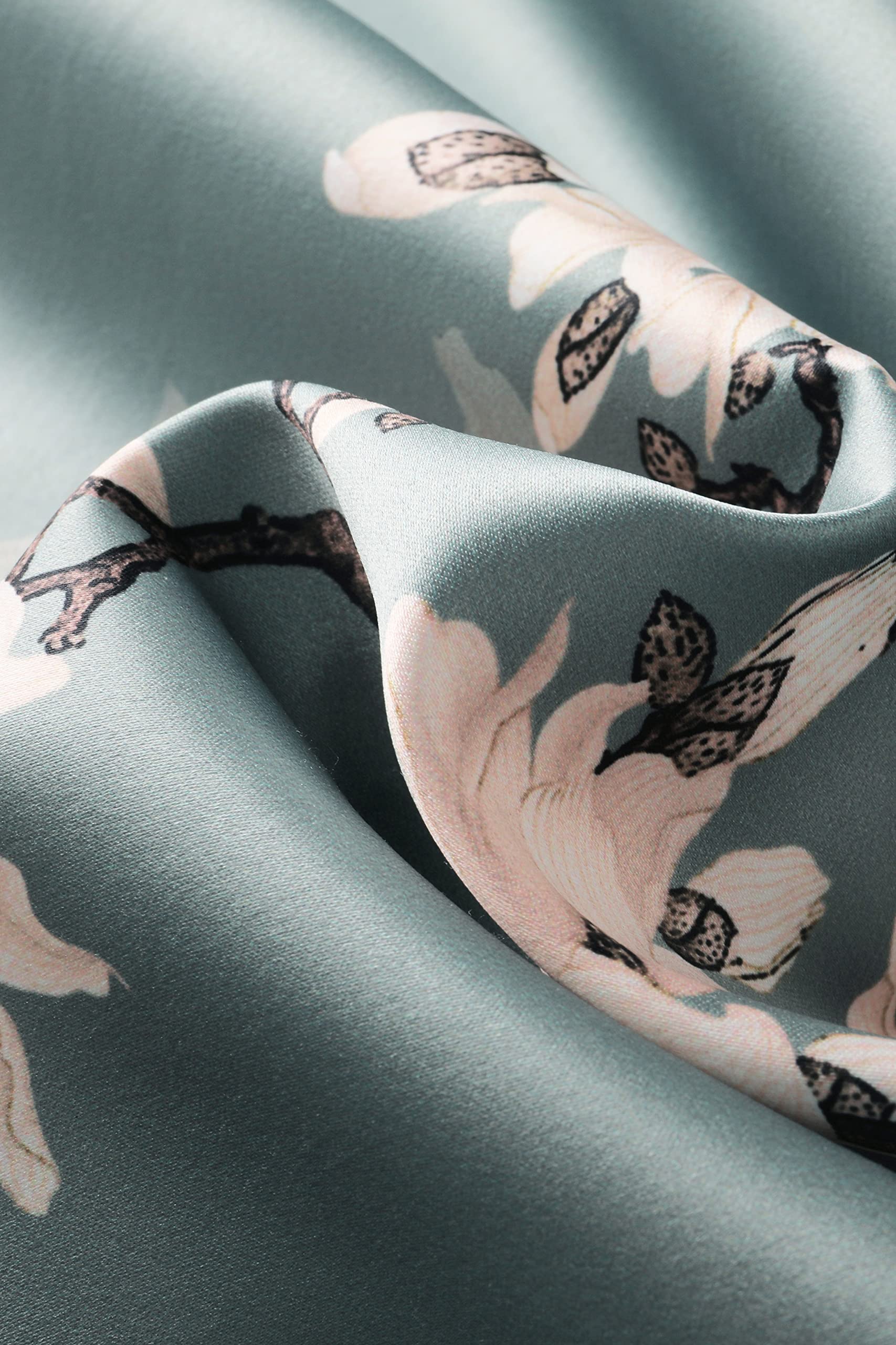 Coucoland Robe de chambre longue en satin pour femme Robe de plage Kimono Motif à fleurs Cardigan Peignoir long Imprimé Robe longue Fleurs pour fille Pyjama Party