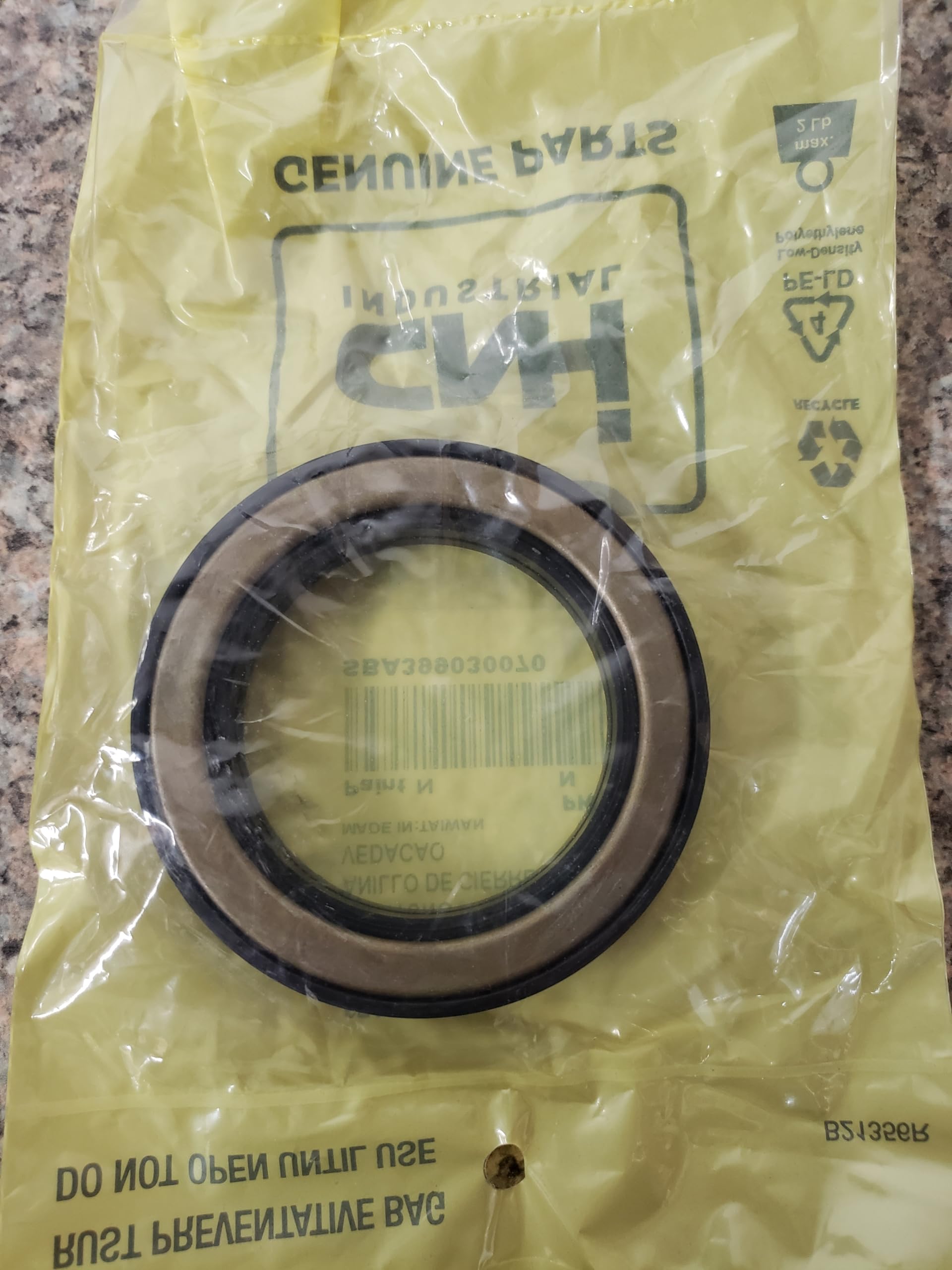 Amazon.com: SBA399030070 Front Axle Seal : Automotive