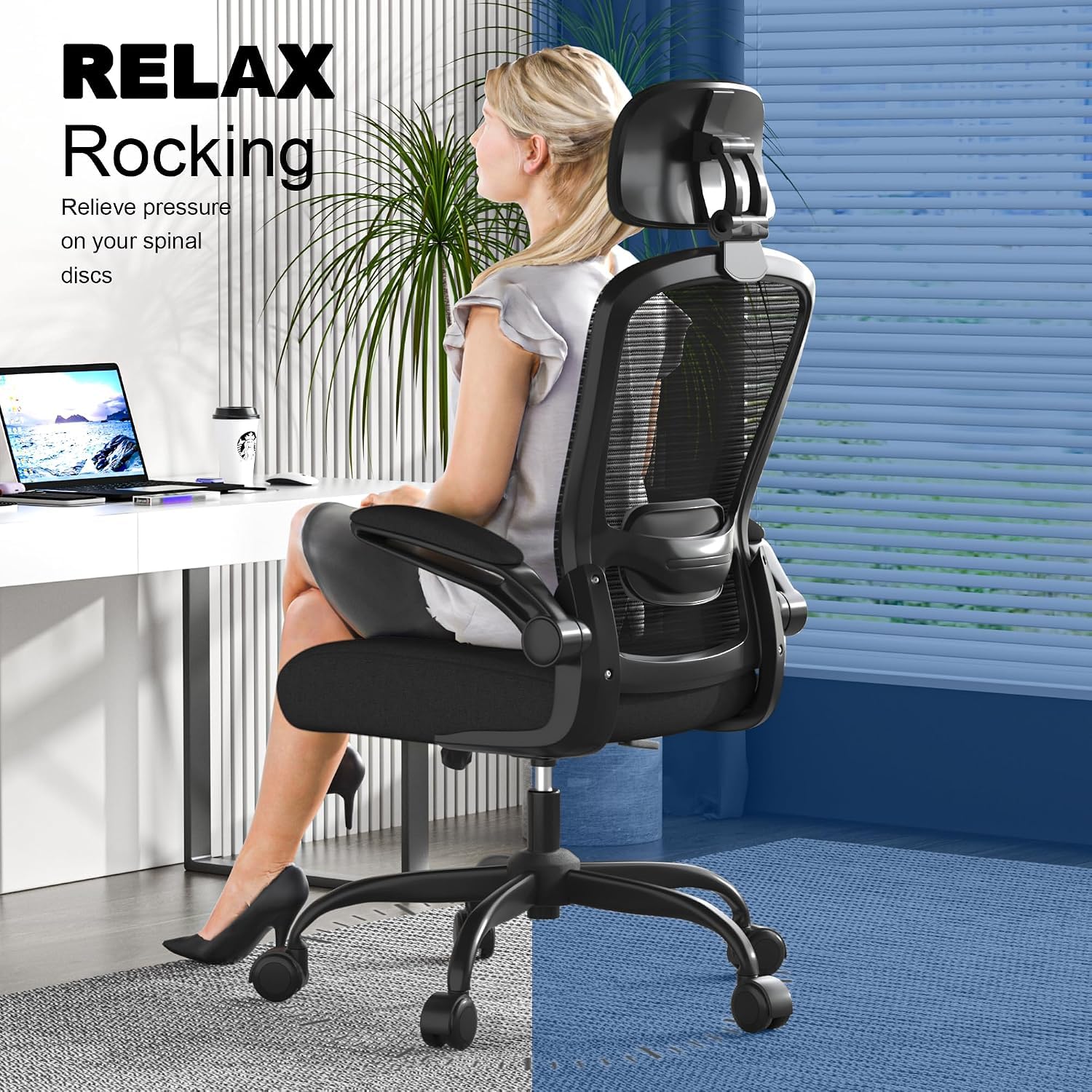Silla de oficina, silla de escritorio ergonómica de respaldo alto con soporte lumbar ajustable y reposacabezas, con reposabrazos abatibles para tocar la guitarra, moderna, negro (marco negro)