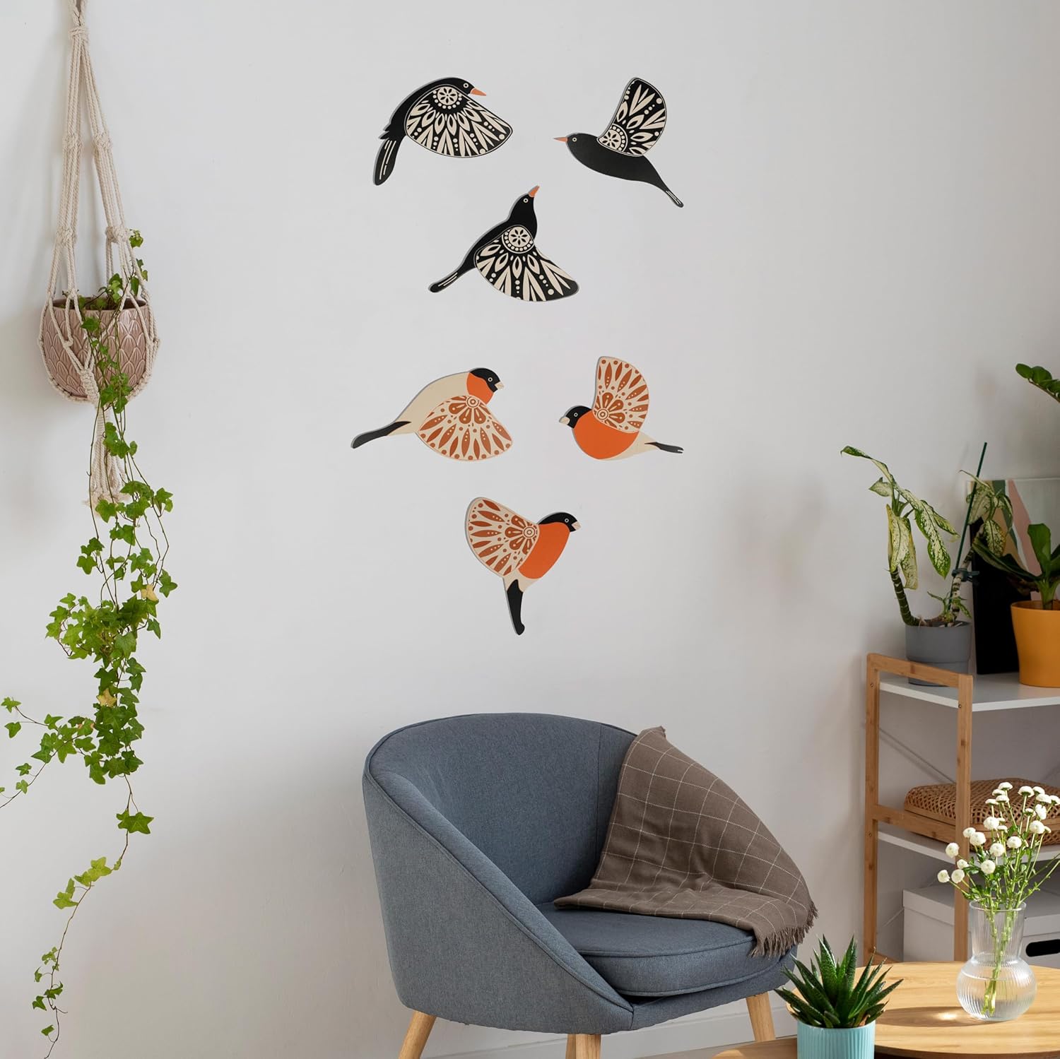 Amazon.com: 6 Wooden Bird Wall Decor Hanging Folk Art Robins Blackbirds ...