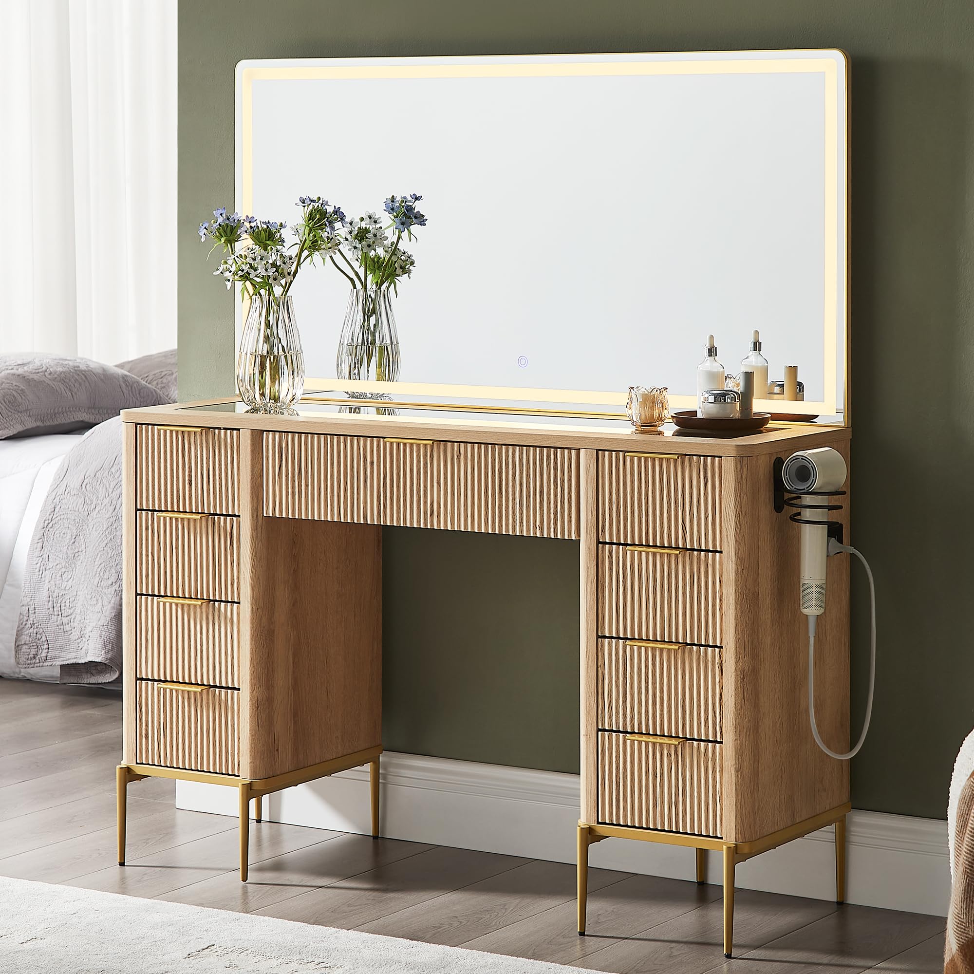 T4TREAM 48" Fluted Makeup Vanity Desk with 48" Large Mirror and HD Lights, Modern Vanity Table with 9 Drawers &amp; Charging Station, Glass Top and Golden Handles Dressing Table for Bedroom,Natural Oak