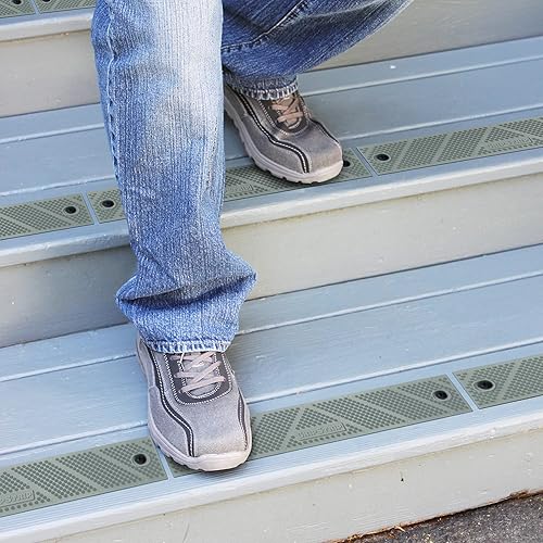 GripStrip Tira de extensión para escaleras, de 12 pulgadas de largo x 2 pulgadas de ancho, sin adhesivo para todo tipo de clima, antideslizantes,