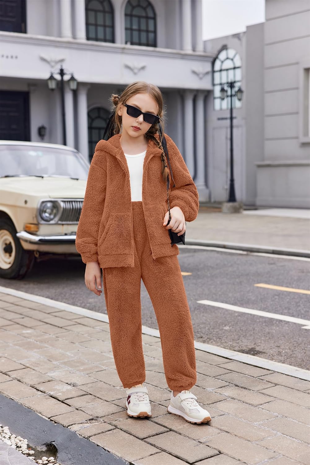 Arshiner Girls 2 Piece Fuzzy Set with Bear Ear Hoodie and Jogger Pants Zip Up Sweatshirt Outfits for Fall Winter 5-13 Years