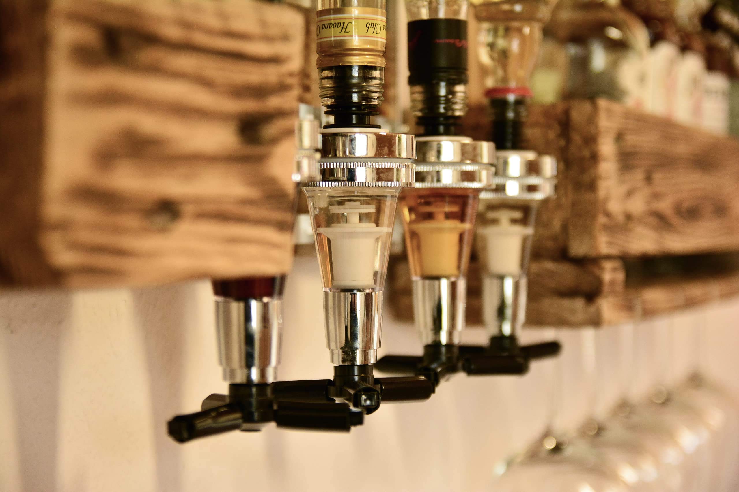 Weinregal Holz Schnapsregal vintage Getränkespender Küche Bar Regal Wandregal rustikal Europalette