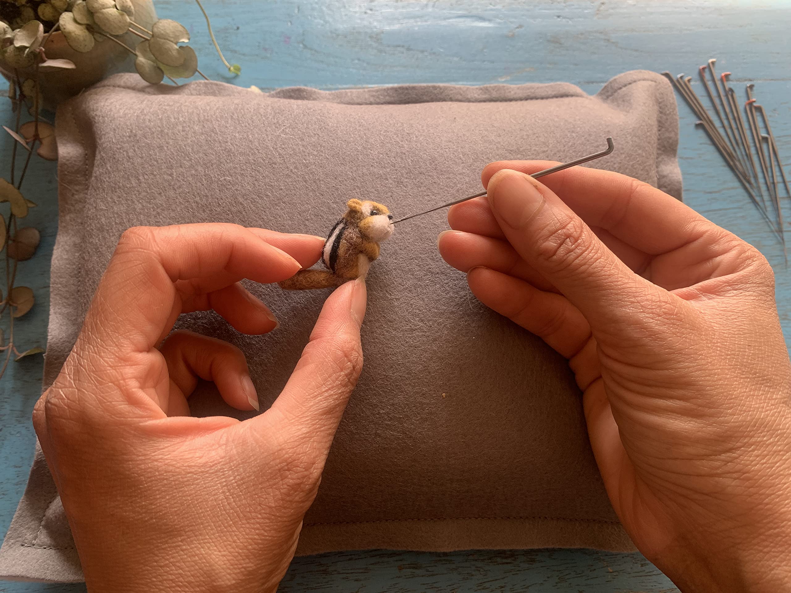 heidifeathers ECO Needle Felting Mat - Pure Wool with Recycled Wool Filling (Large)