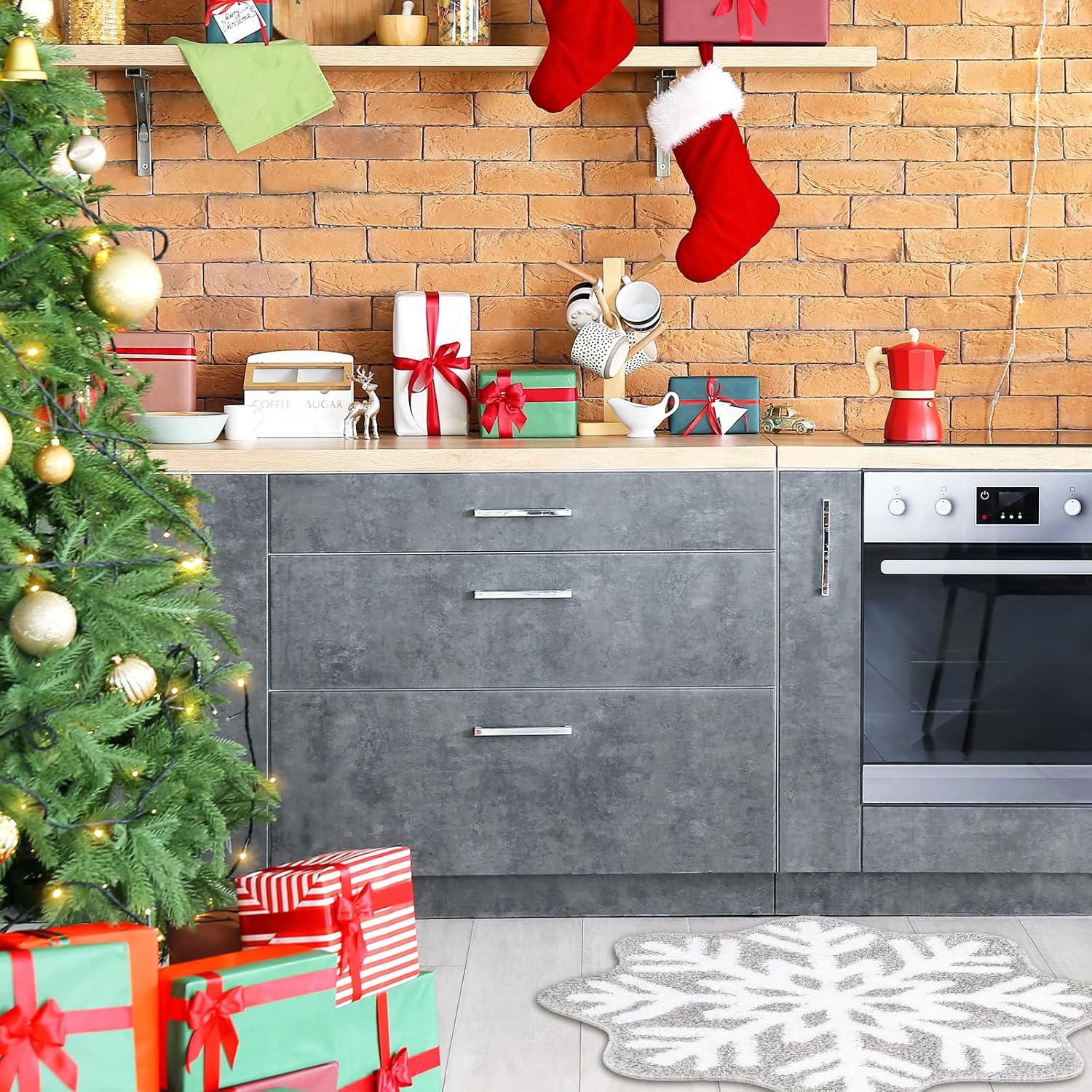 JarThenaAMCS Christmas Bathroom Rug Grey Snowflake Tufted Bath Mat Absorbent Non Slip Shower Rug Front Door Mat for Winter Xmas Home Room Entrance