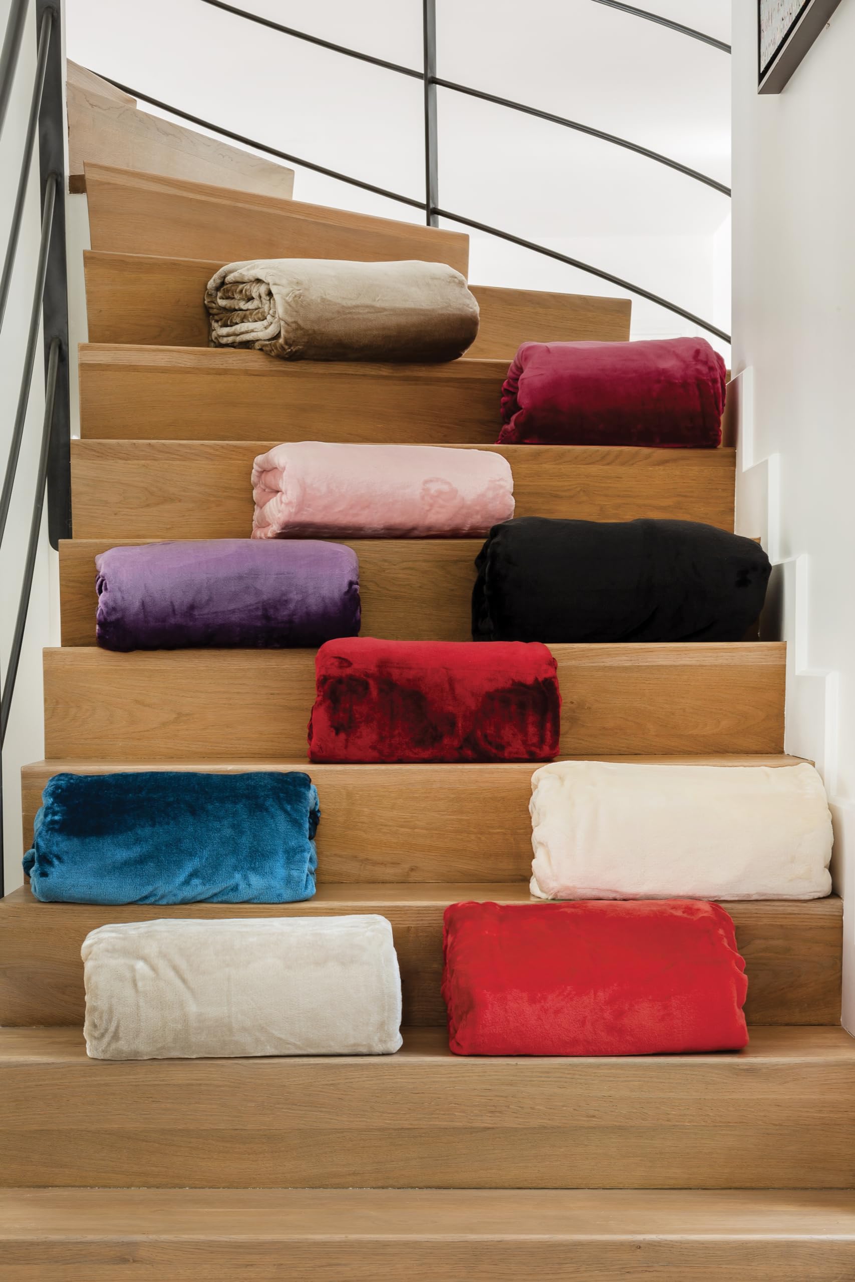 Toison d'or Velvet Microvelvet Polyester Plain Blanket, 220 cm x 240 cm, Pebble