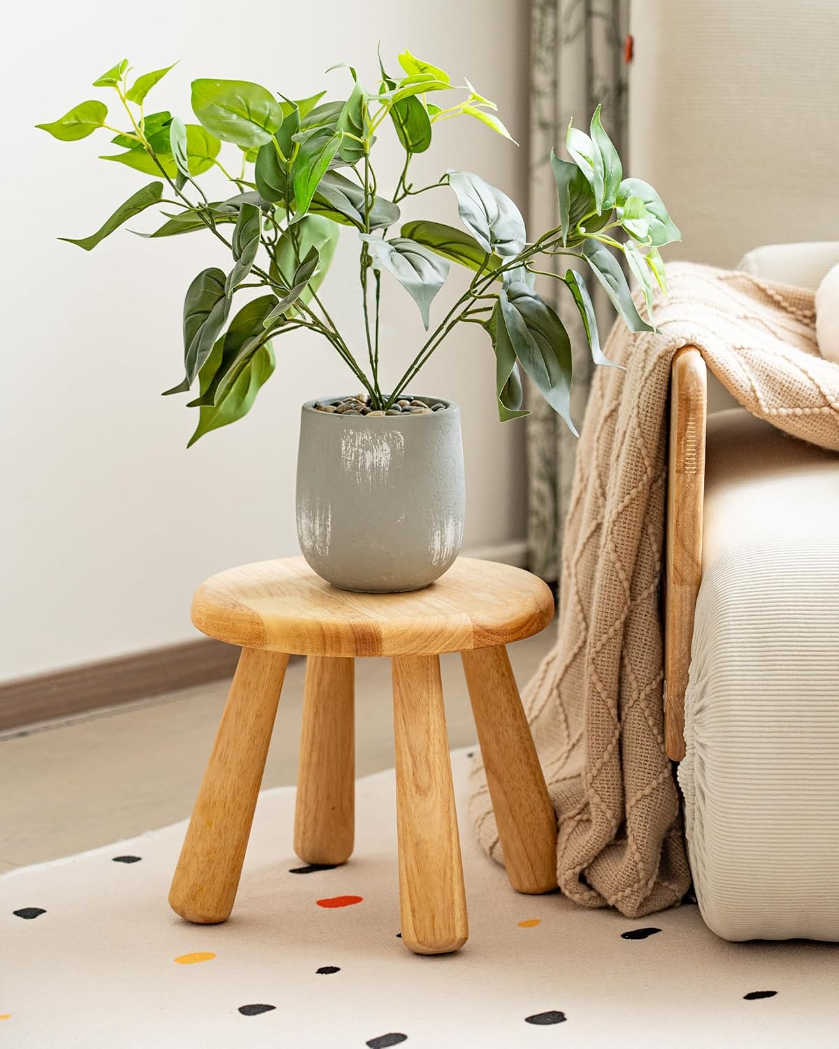 small solid wood stool, round wooden step stool, plant stand or stool for kids and adults, sturdy non-slip wood seat for bathroom, bedroom, living room, easy to assemble, natural (1 pack)