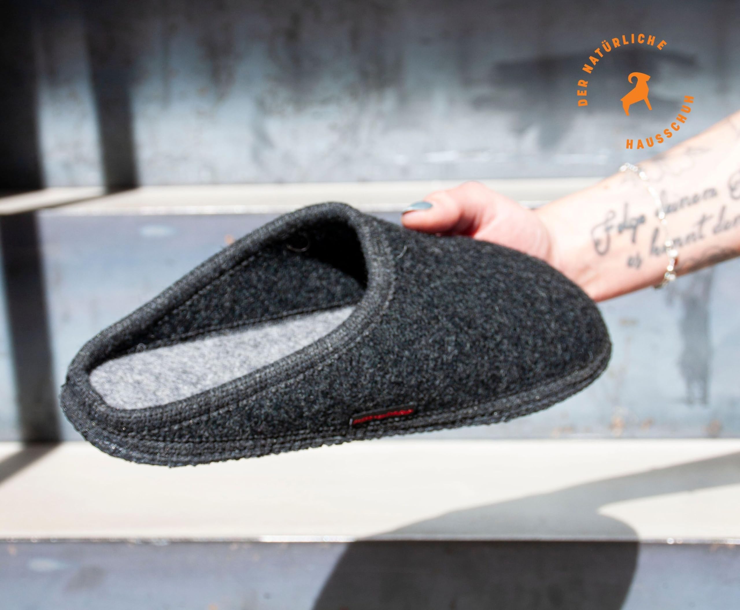 Filzpantoffeln Grainau aus Mulesing-freier Schaf-Schurwolle – Handgefertigte Hausschuhe aus Wollfilz für Damen & Herren Größe EU 36-46 – Filzclogs mit rutschfester Filz-Latex-Sohle