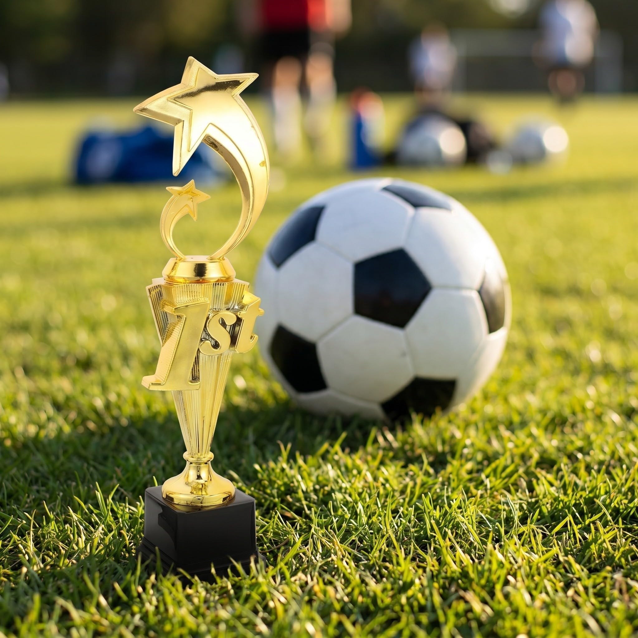 DOITOOL 3 Stück Trophäen mit Vielseitigen Auszeichnungen und Auffälligem Design DREI Stück aus Kunststoff in Gold für Sportveranstaltungen für Sportbegeisterte