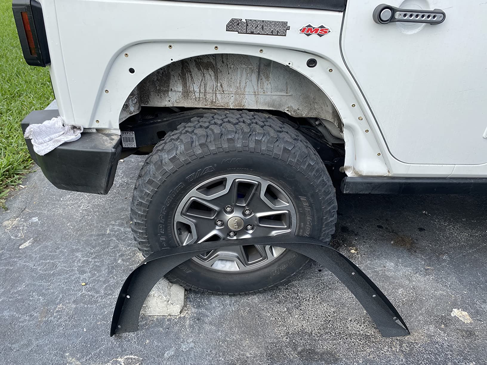 23/mo Finance oEdRo Flat Front & Rear Fender Flares Compatible with