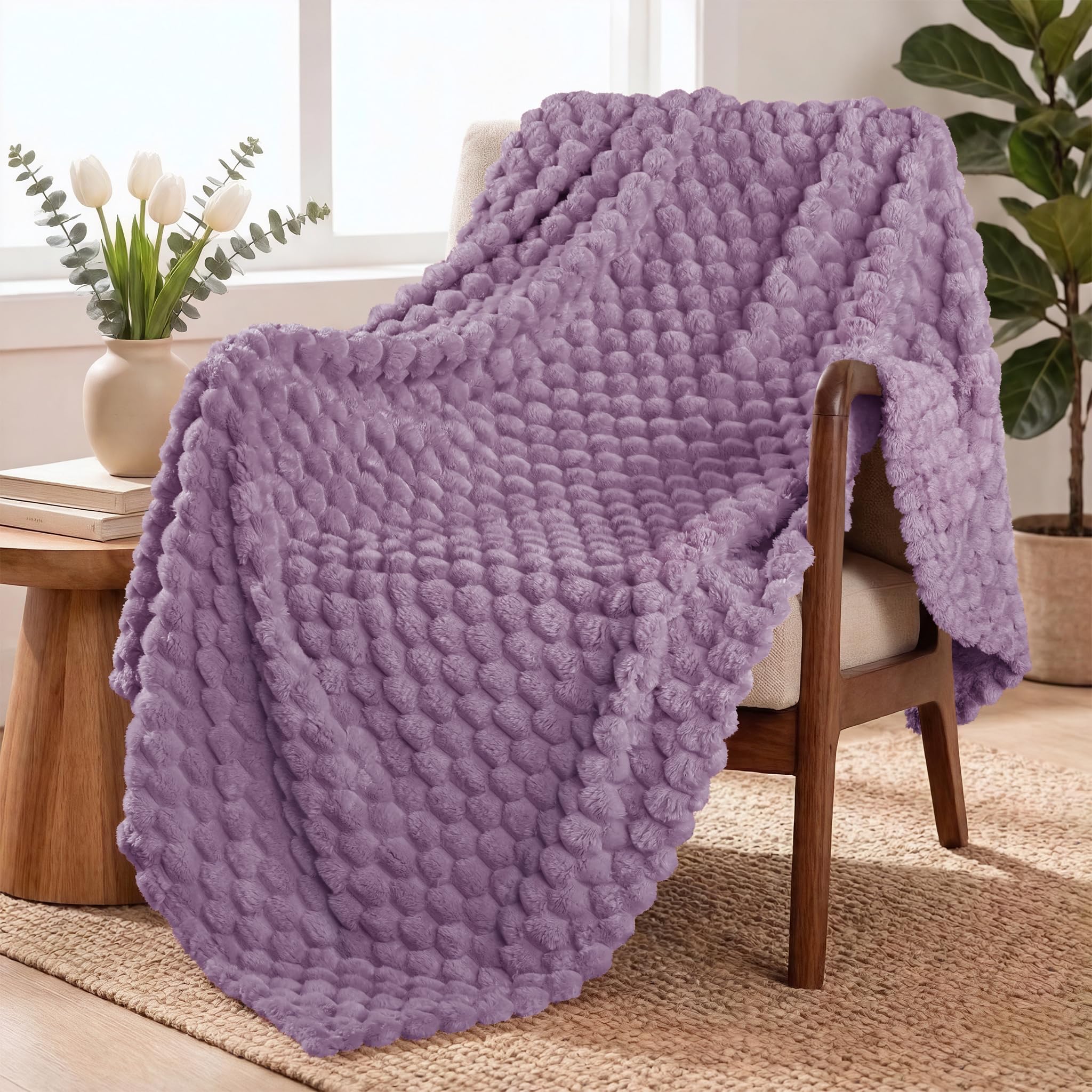 Exclusivo Mezcla Large 3D Fleece Throw Blanket for Couch, Grayish Purple