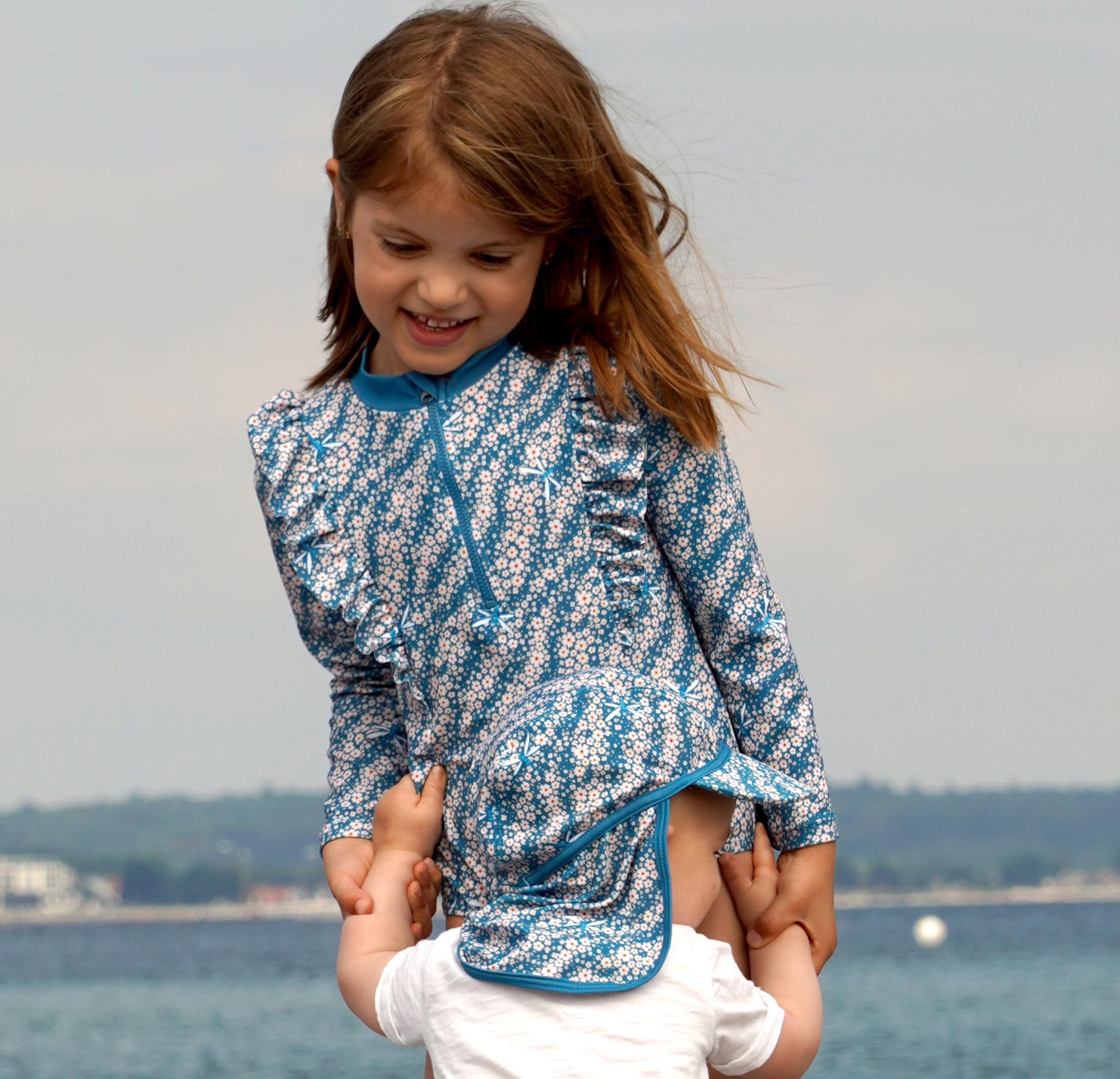 Playshoes Rash Guard — zestaw Uniseks - dzieci Schwimmshirt Badehose + Mütze