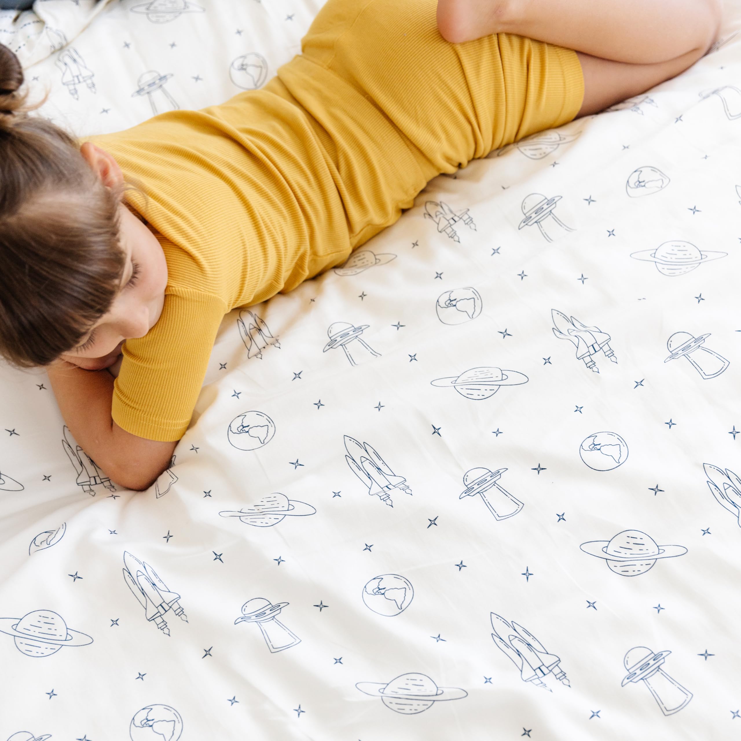 MakeMake Organics GOTS Certified Organic Cotton Duvet Cover Set - Full/Queen, Reversible Rainbow/Blue Fleck