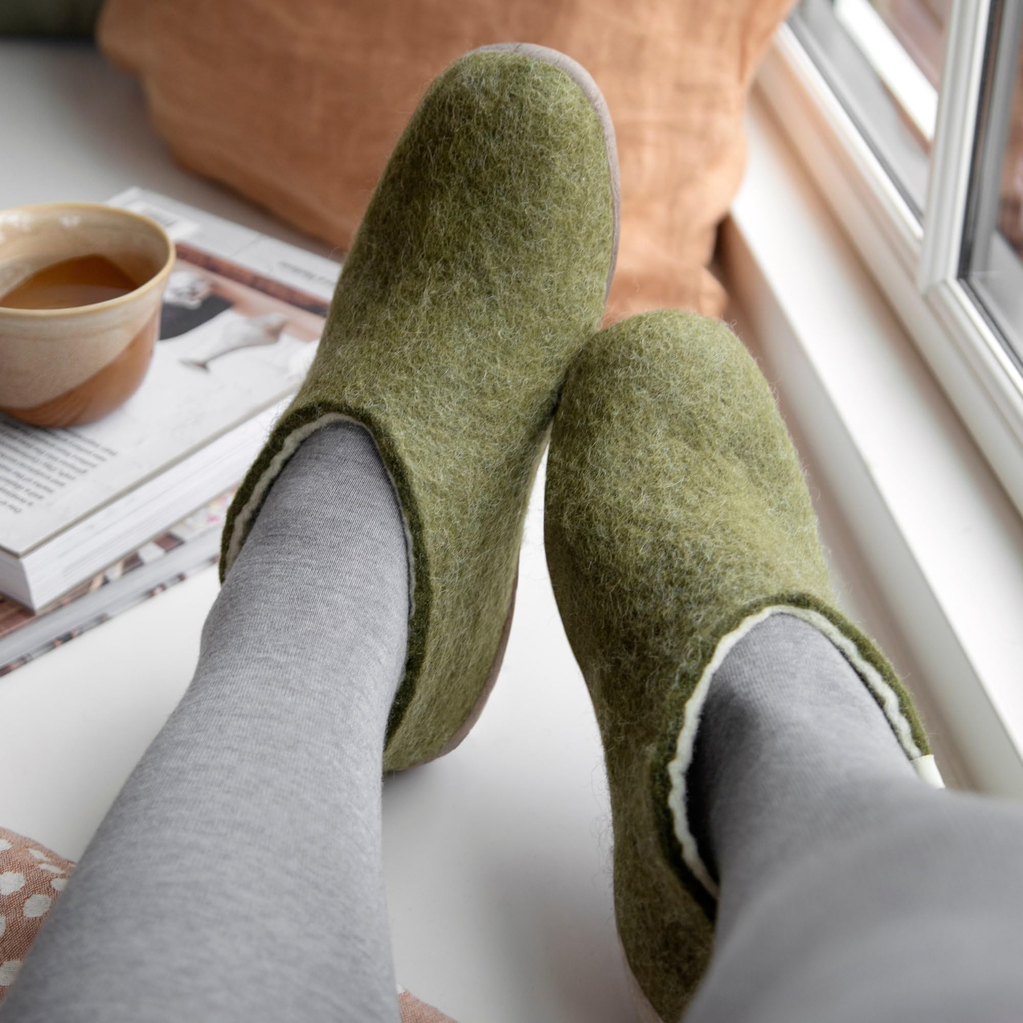 egos Hausschuhe Damen und Herren Geschlossene | Warme und Bequeme Filzschuhe für Winter und Sommer | Handgefertigte Filzhausschuhe Damen aus 100% natürlicher Wolle