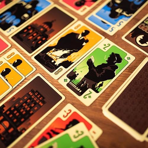 Miniatura 6 de Juego de cartas District Noir controla el inframundo criminal en una batalla estratégica, divertido juego familiar para niños y adultos, a partir de