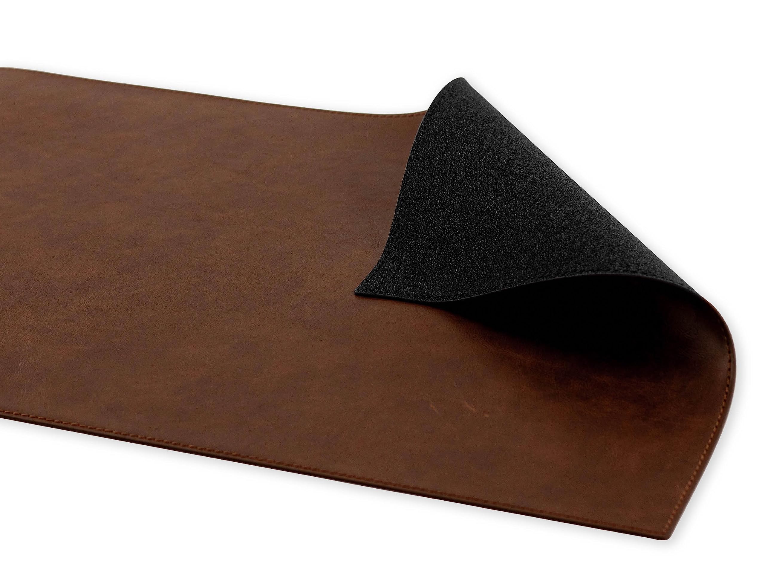 Brute Strength – Sous-main cuir PU – Cognac – 80 x 40 cm – Rectangulaire | Sous-main 80 x 40 cm et tapis de souris XXL en simili cuir PU; base antidérapante protégeant le bureau des rayures