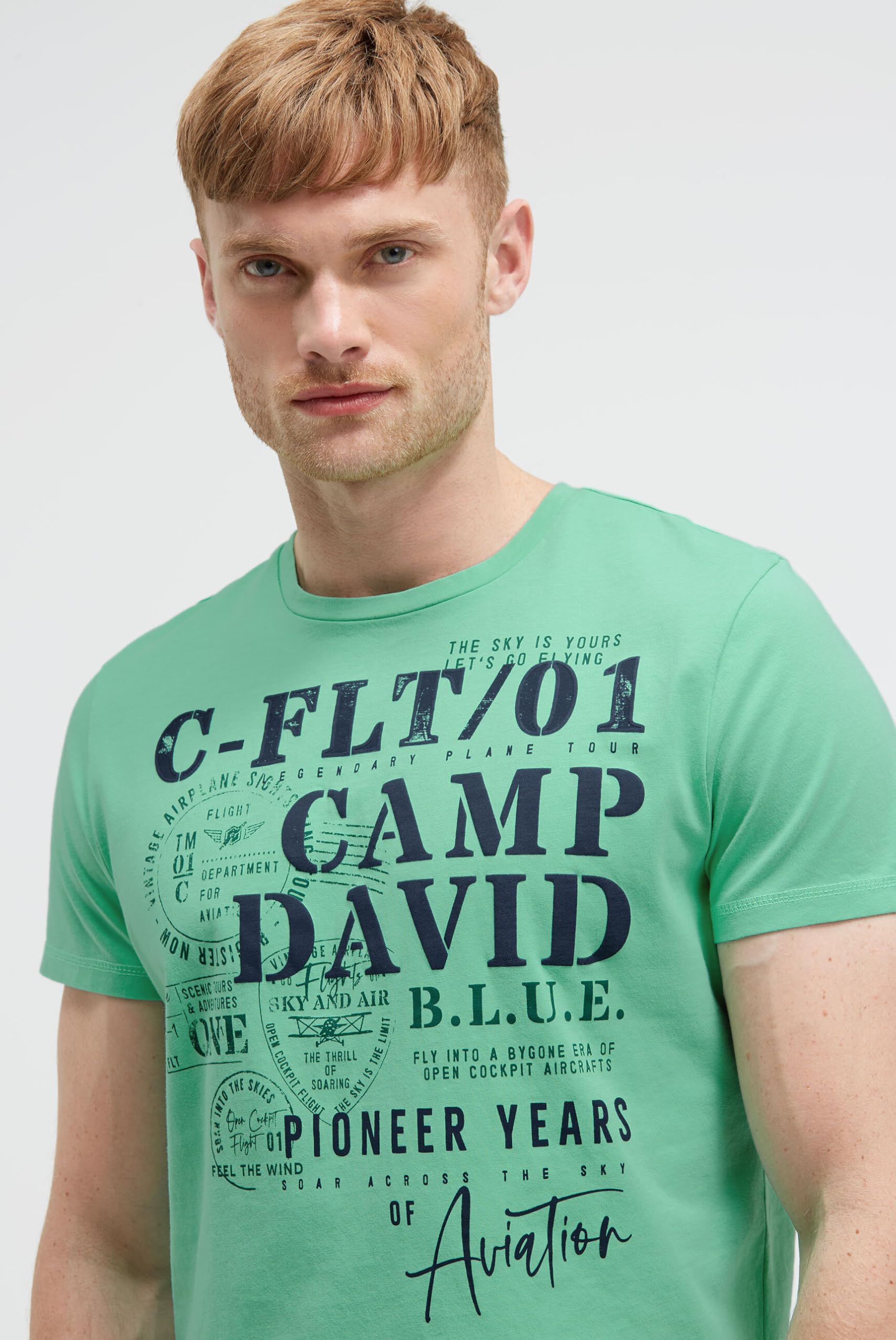 Camp David Camiseta para hombre de cuello redondo con estampado puffprint