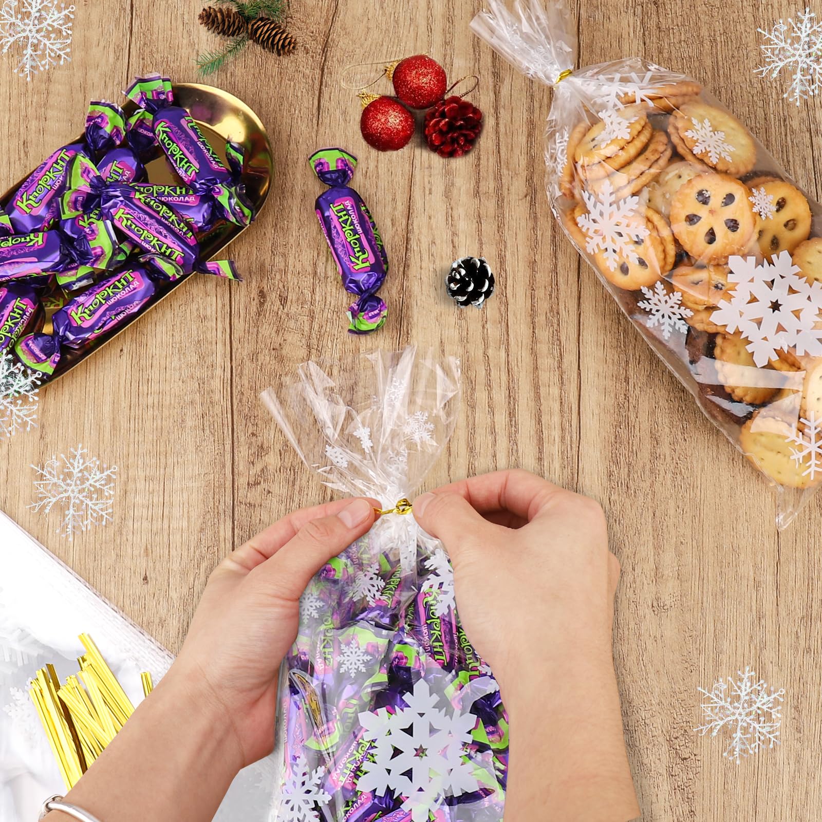 MELLIEX 50 Sacchetti Biscotti Natale Con Fiocchi Di Neve E Laccetti – OPP Alimentare Per Caramelle E Snack