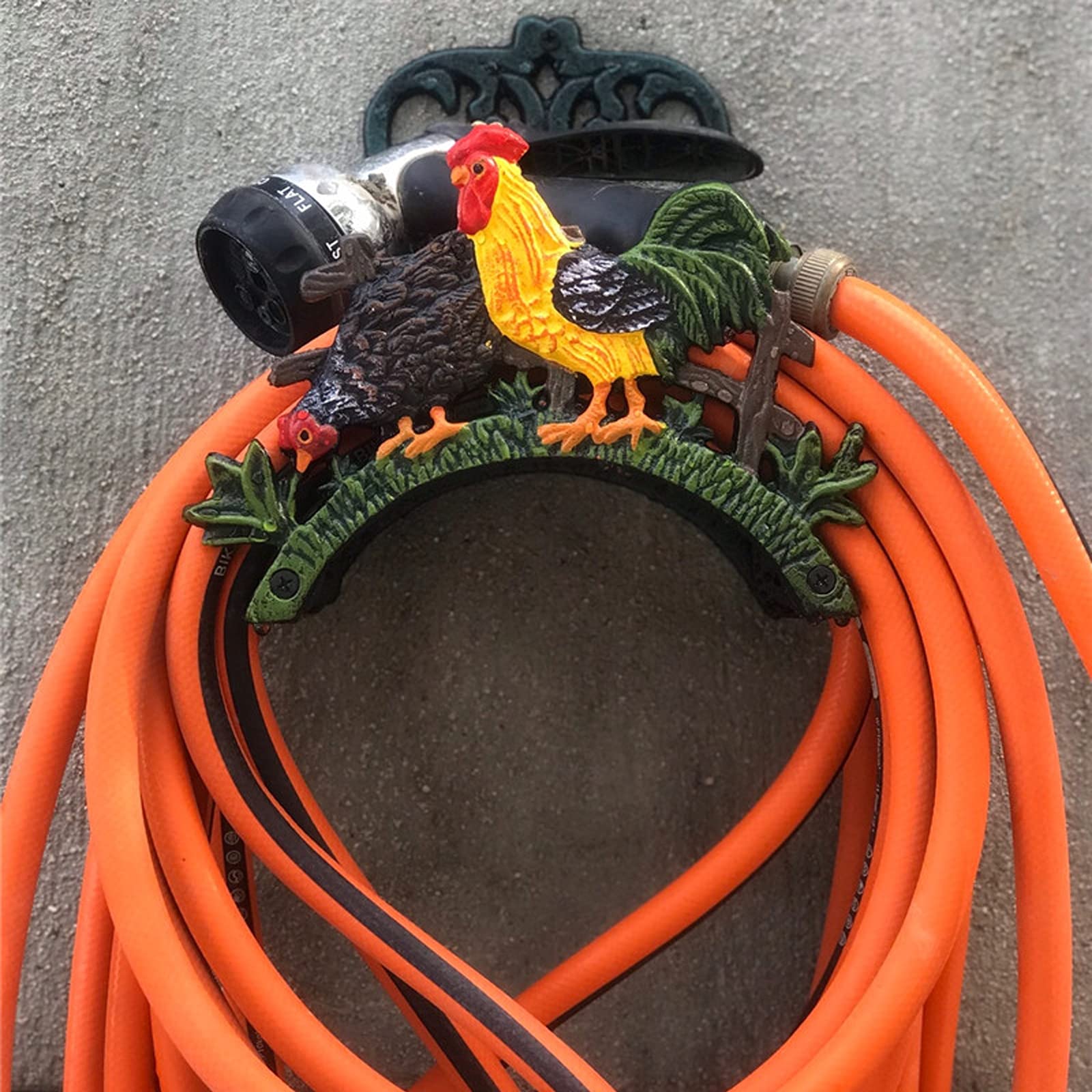 ETomey Metall-Schlauchständer, Wanddekoration, hängender Schlauchständer, handbemalter 6-Vogel-gemusterter Metall-Wasserpfeifenrollenhalter for die Aufbewahrung von Gartenwerkzeugen im Garten, Hahn