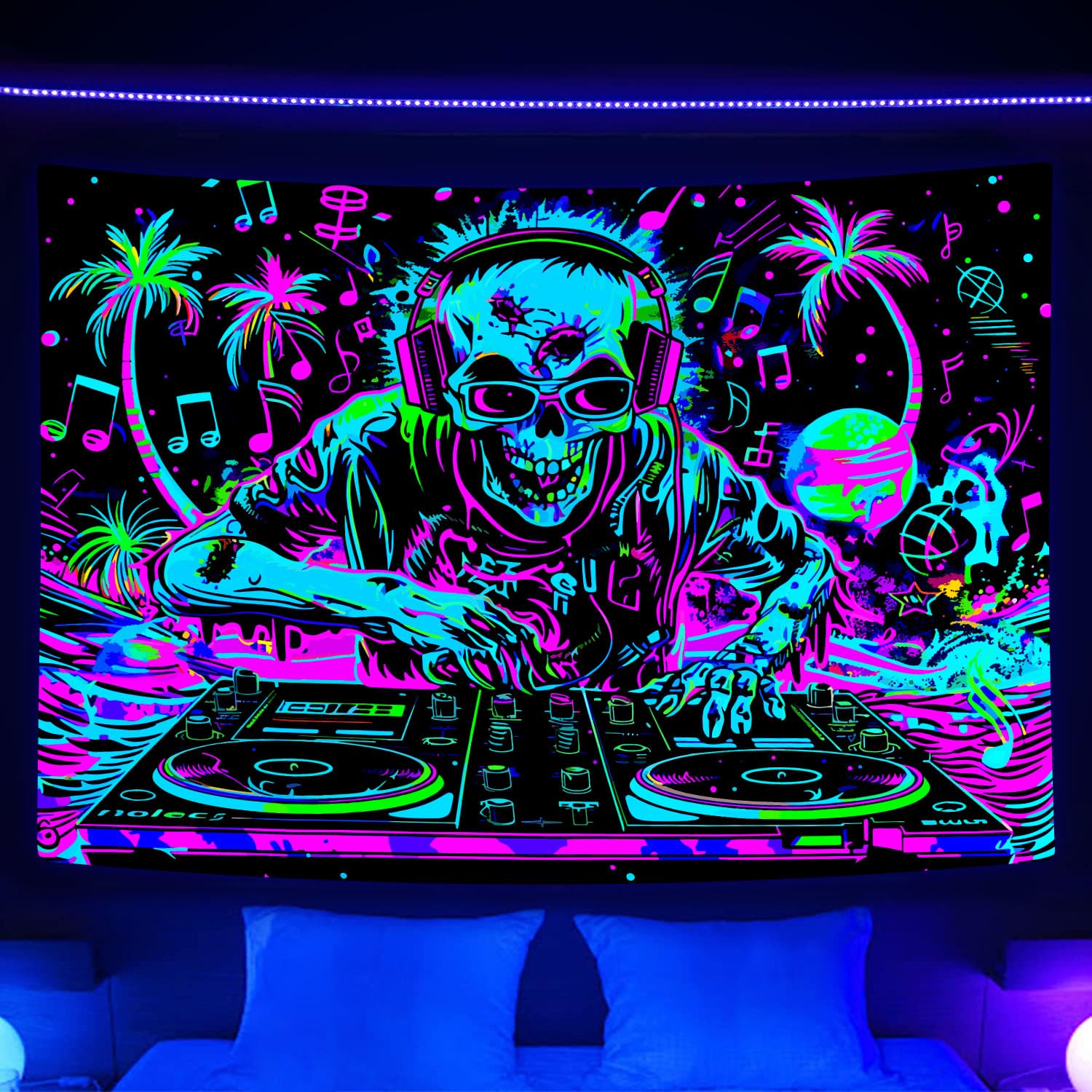 Amazon.com: VEIGIKE Cool Gothic Skull Blacklight Tapestry UV