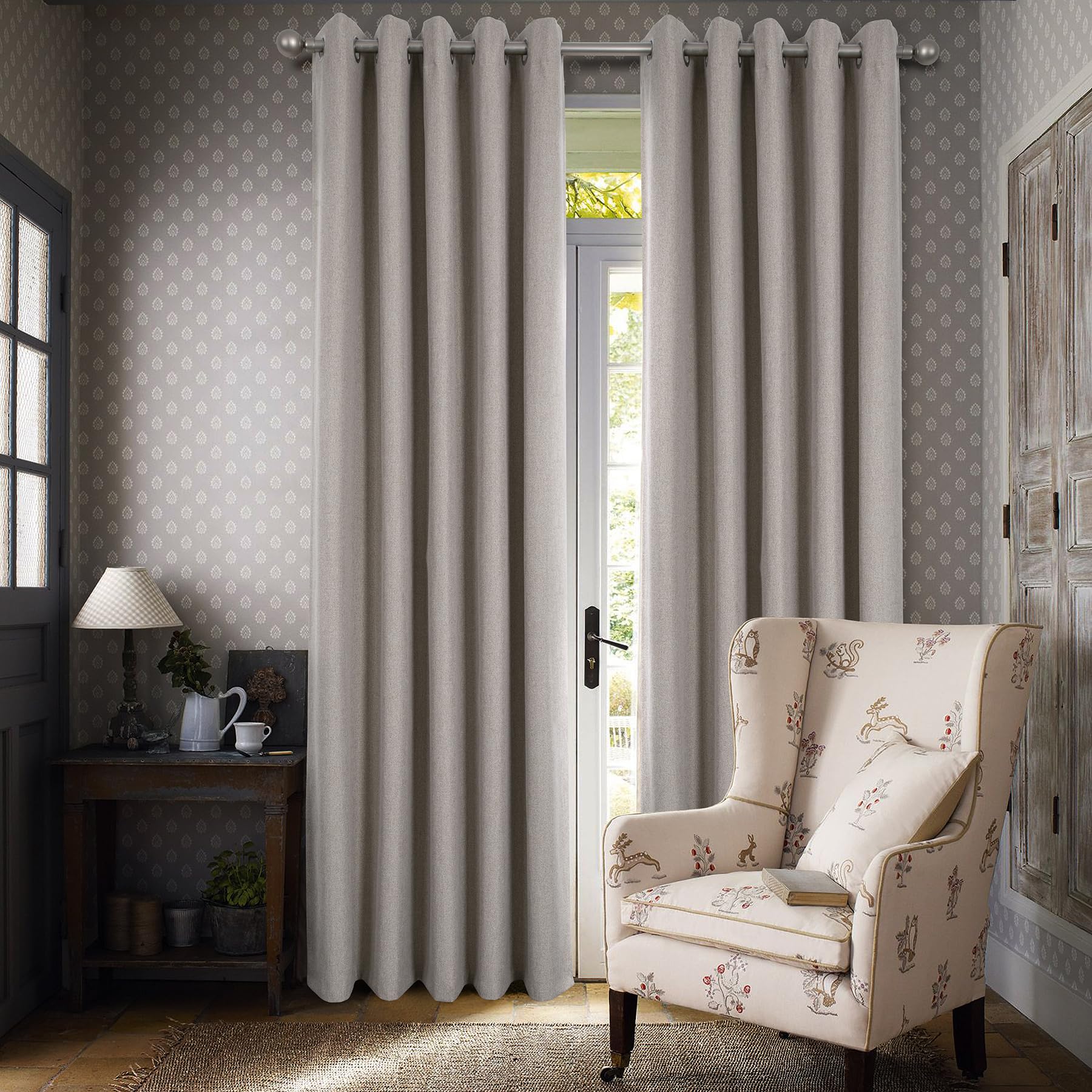 Rideaux occultants anti-lumière aspect lin texturé pour tamiser parfaitement la chambre et le salon