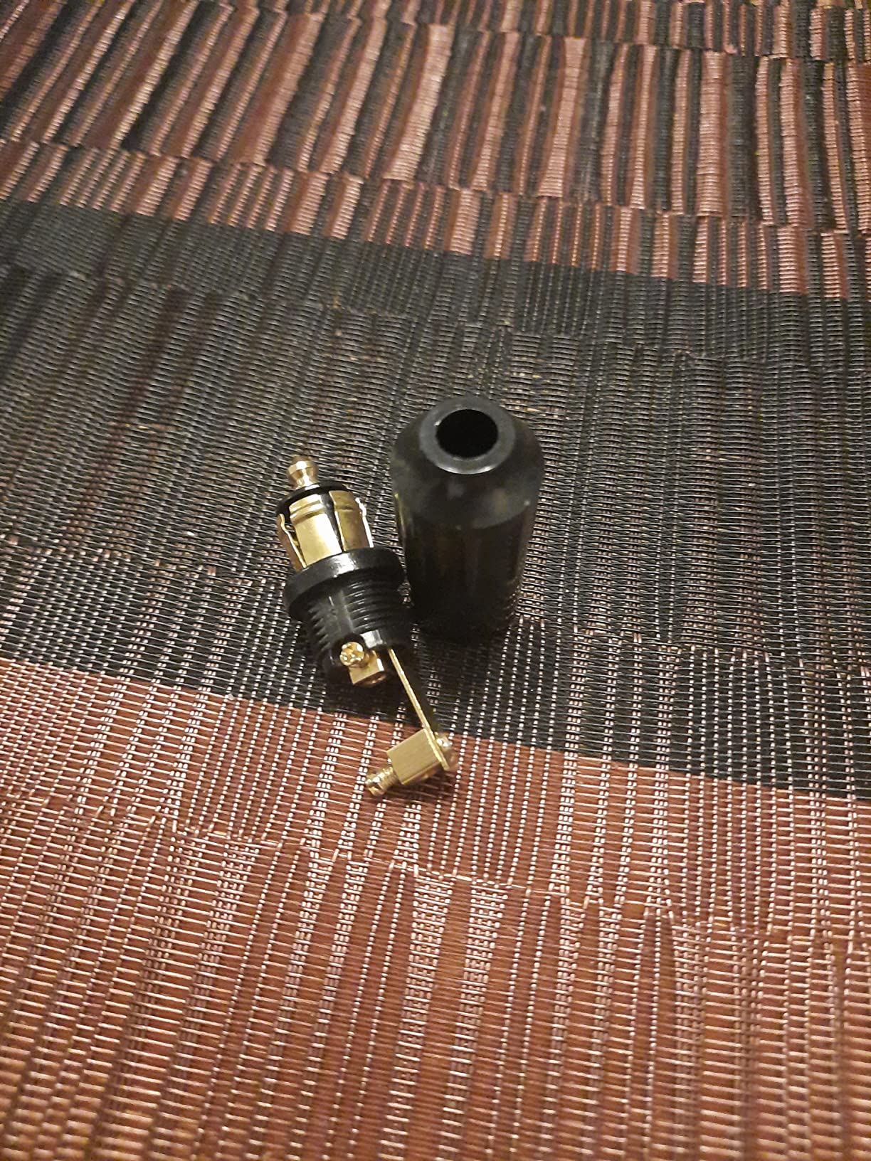 IMESTOU 12V DIN Adapter - Zigarettenanzünder Für BMW Motorrad & Auto