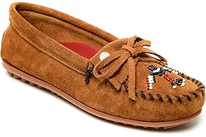 Minnetonka Women's Thunderbird Hardsole Moccasins: Classic Comfort and Style