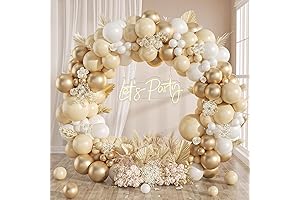 Chic White Wedding Decor: An Intimate Touch to Your Special Day