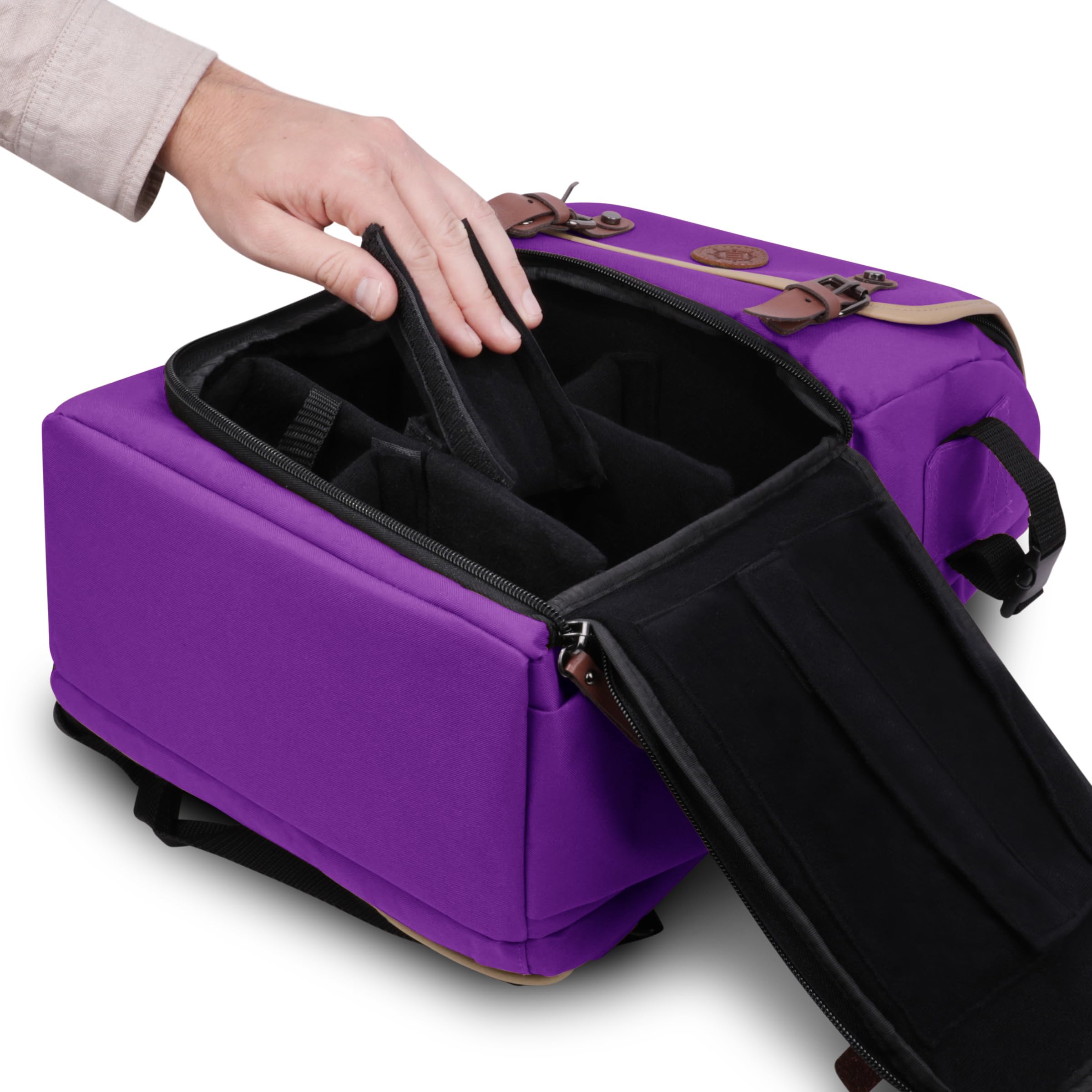 ENHANCE Mochila de tamanho completo para cartas colecionáveis