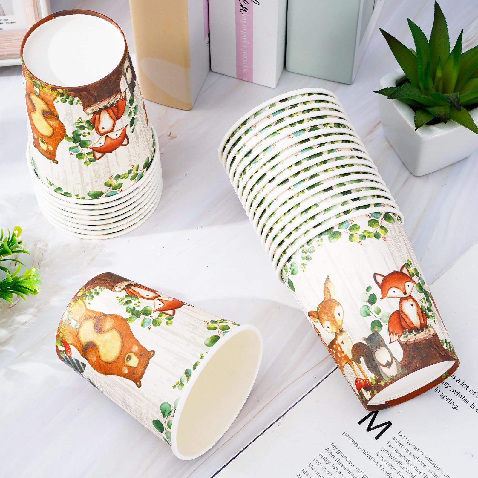 Whaline 60 Bunte Kunststoffbecher – 473 Ml, In Hellgrün, Weiß & Grün Für Partys