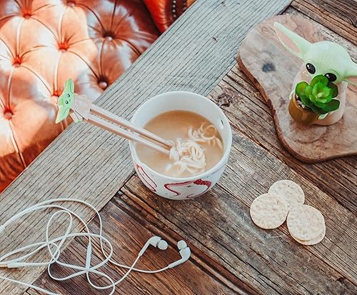 Miniatura 8 de Star Wars The Mandalorian Grogu Tentacle Chowder - Juego de vajilla de cerámica  Incluye cuenco de fideos ramen y palillos de plástico