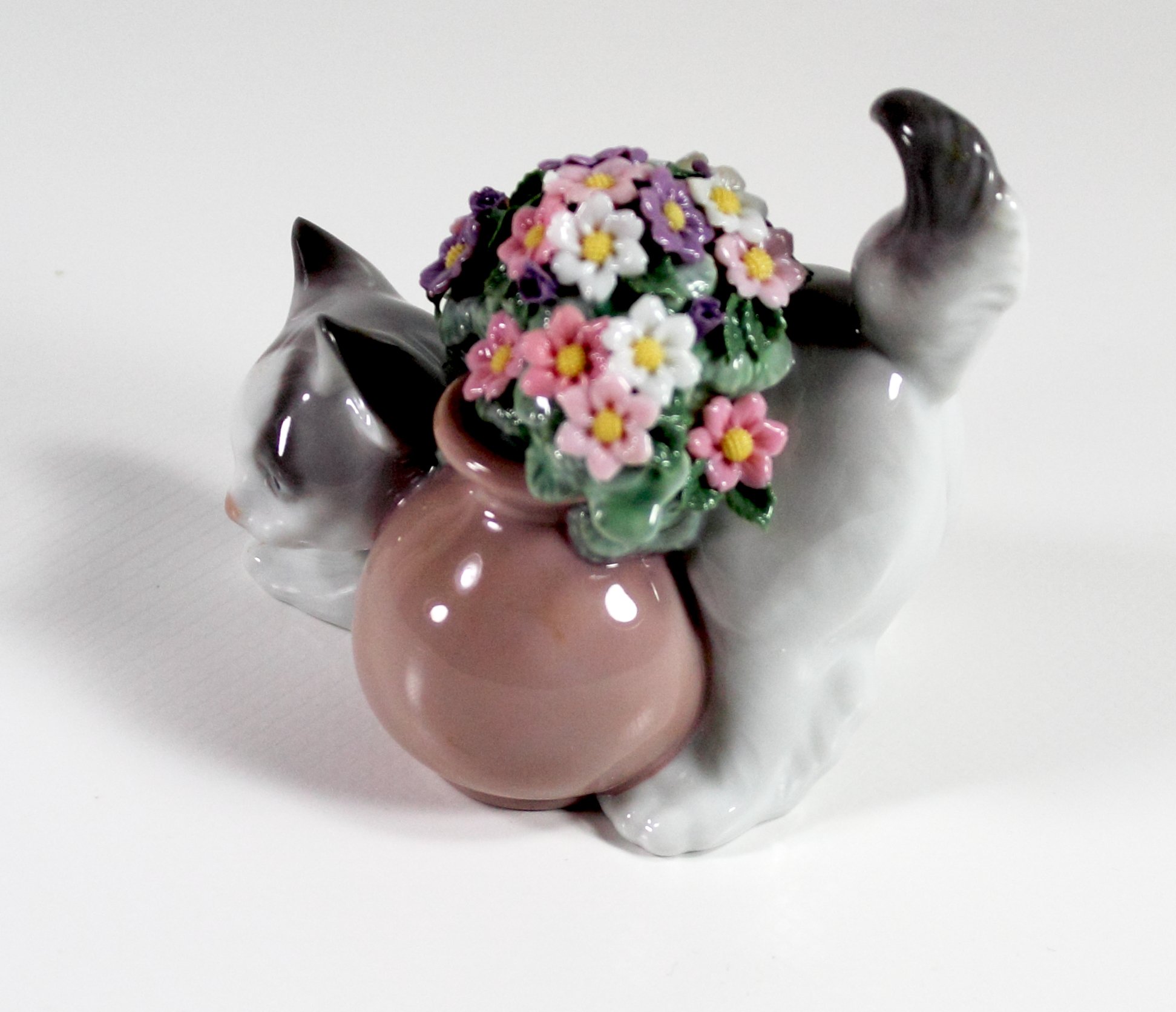 Amazon.co.jp: Lladro シークレットスポット コレクターフィギュア