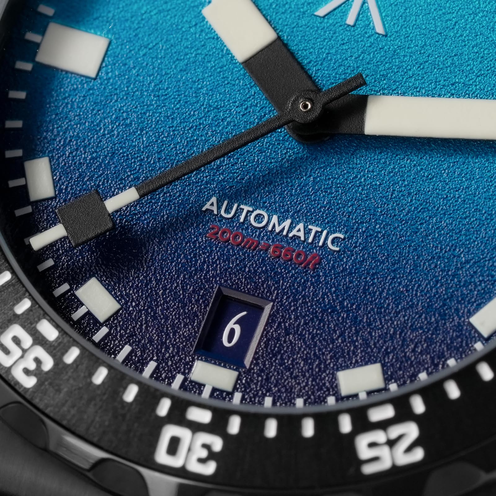 Militado PT5000 Montre de plongée pour homme 39 mm Mouvement automatique ML20 avec bracelet en acier inoxydable BGW9 super lumineux Étanche 200 m