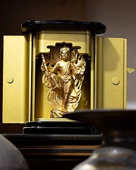 浄化の仏像 烏枢沙摩明王 厨子あり 箱付き 未使用美品 蔵出 蒐集家放出 送料込 Amazon｜仏像 烏枢沙摩明王 厨子入り(金メッキ/24金)仏師：牧田