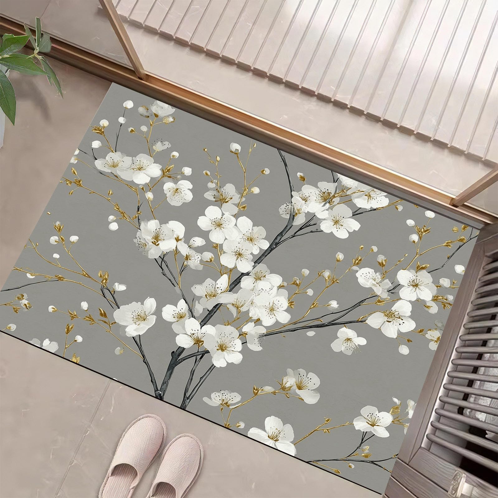 Paillasson floral métallisé de luxe gris anthracite pour une entrée raffinée