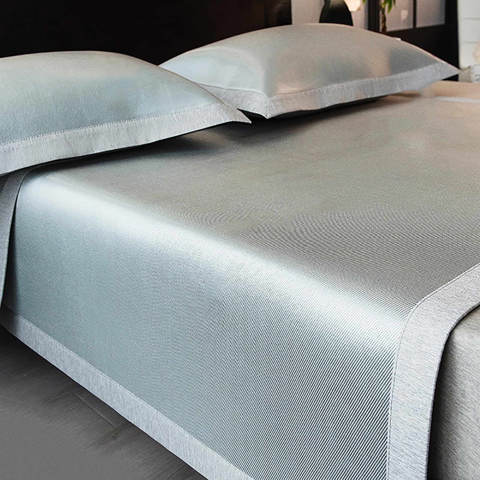 Ice Silk Cooling Bed Sheet, Ice Silk 3-Piece Summer Sleeping Mat Set Multicolor Multiple Sizes Foldable(Green,180x200cm/71"x79")