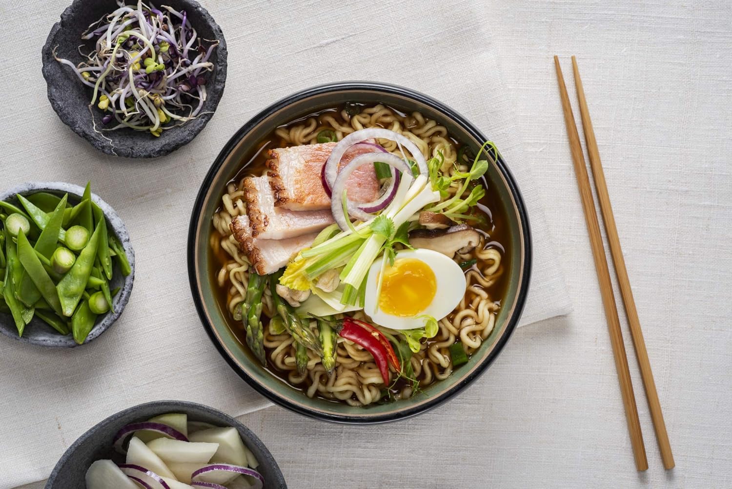 Nong Shim Shin Ramyun: Der ultimative Genuss für scharfe Ramen-Liebhaber!