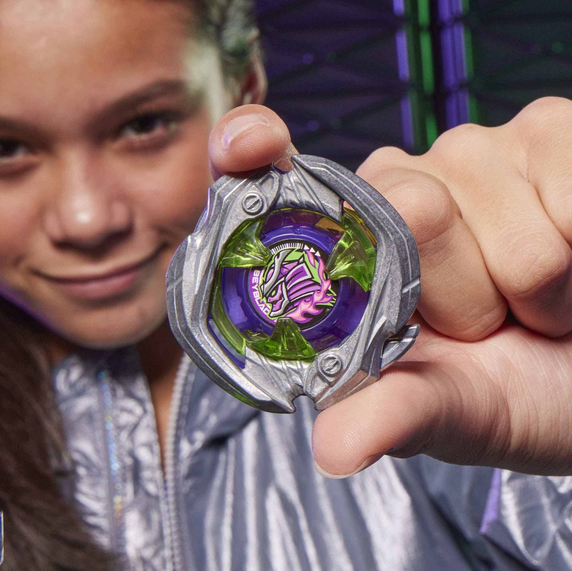 Hasbro Beyblade X Victory Grip rechtsdrehendes Starter-Set