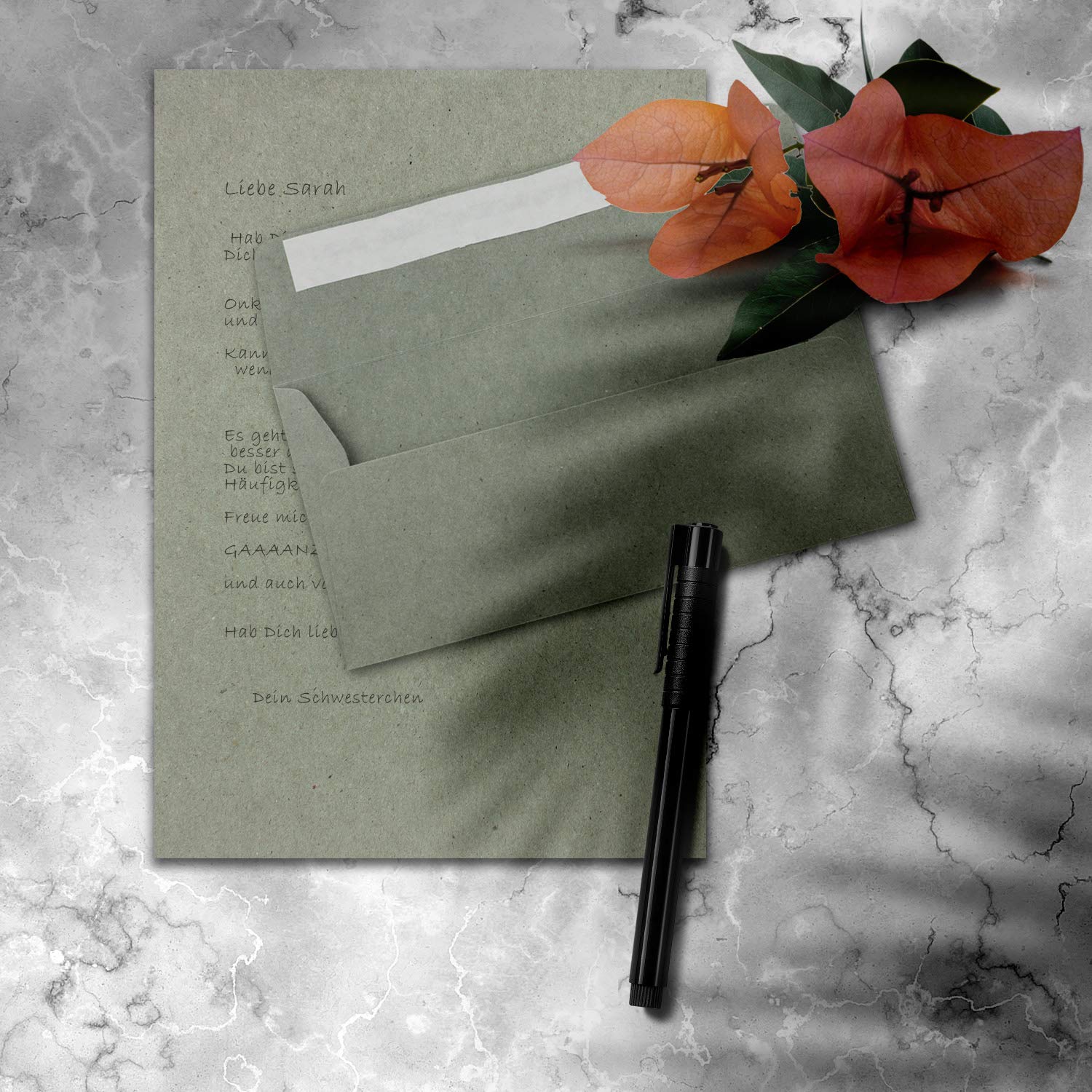 Juego de 200 papel de carta DIN A4 con sobres DIN largos, cierre adhesivo sensible a la presión, papel de estraza, gris, papel para escribir reciclado con sobres FarbenFroh by GUSTAV NEUSER