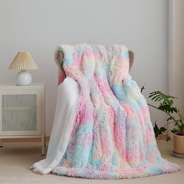 Wajade Rainbow Throw Blanket Faux Fur Bed Throw Super Soft Warm Large Blanket for Bed Sofa Car (130x160cm)