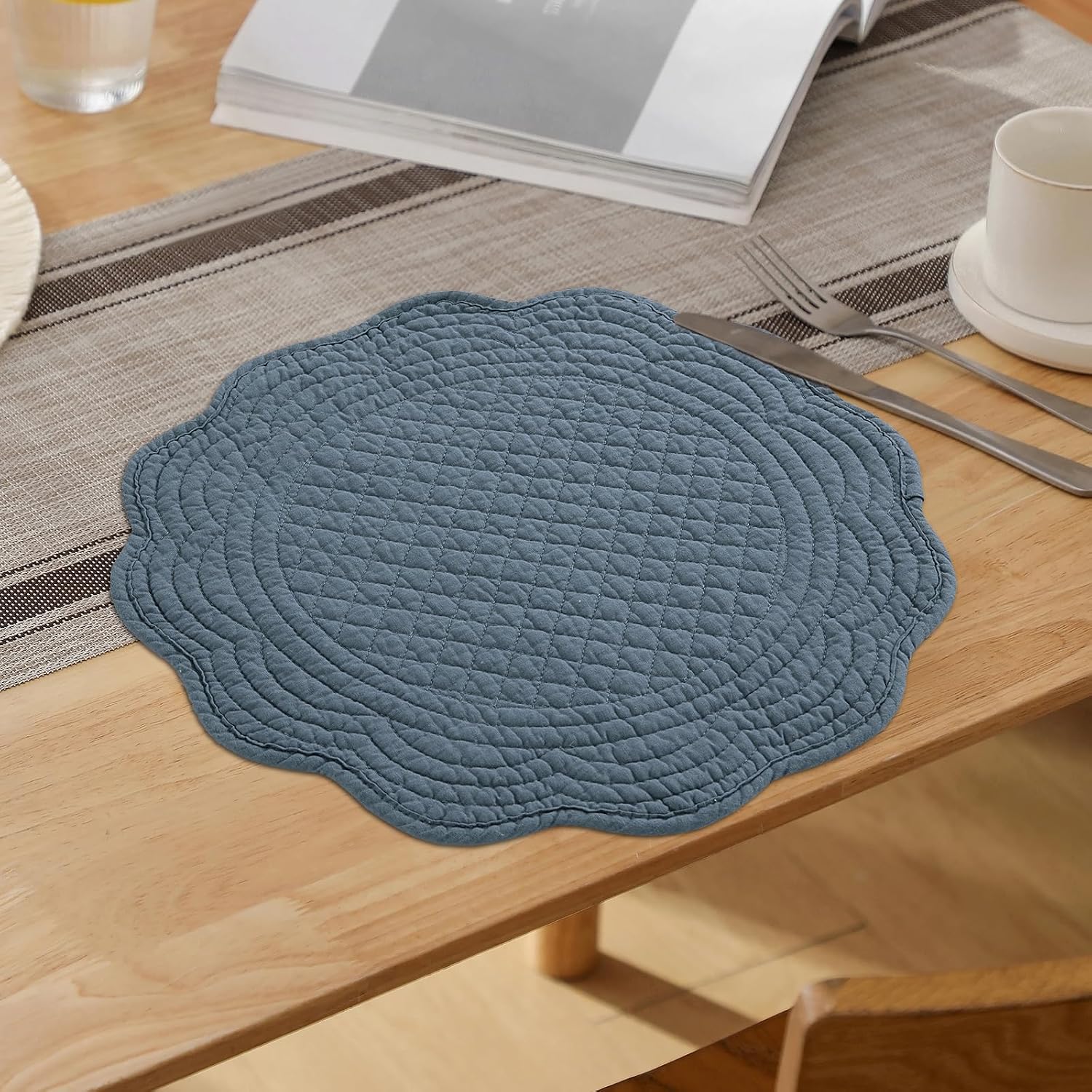 HOMBYS Quilted Placemats Set of 6 Washable Round Placemats for Kitchen Table-100% Cotton Fabric 14 Inch Round Table Mats, Cotton Fabric with Microfiber Filling, (14"x14", Blue)