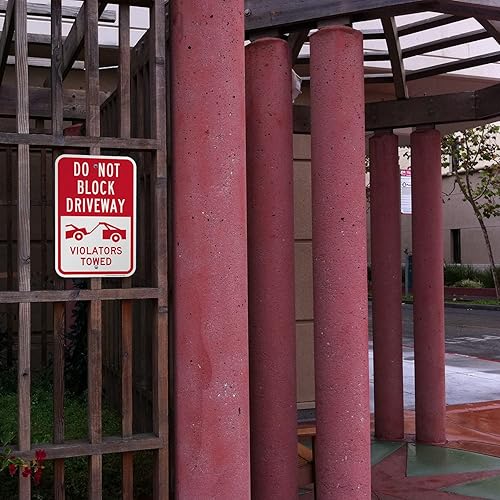 Miniatura 3 de SmartSign Letrero de metal con texto en inglés "Do Not Block Driveway - Violators Towed" de 18 x 12 pulgadas, aluminio laminado a prueba de óxido,